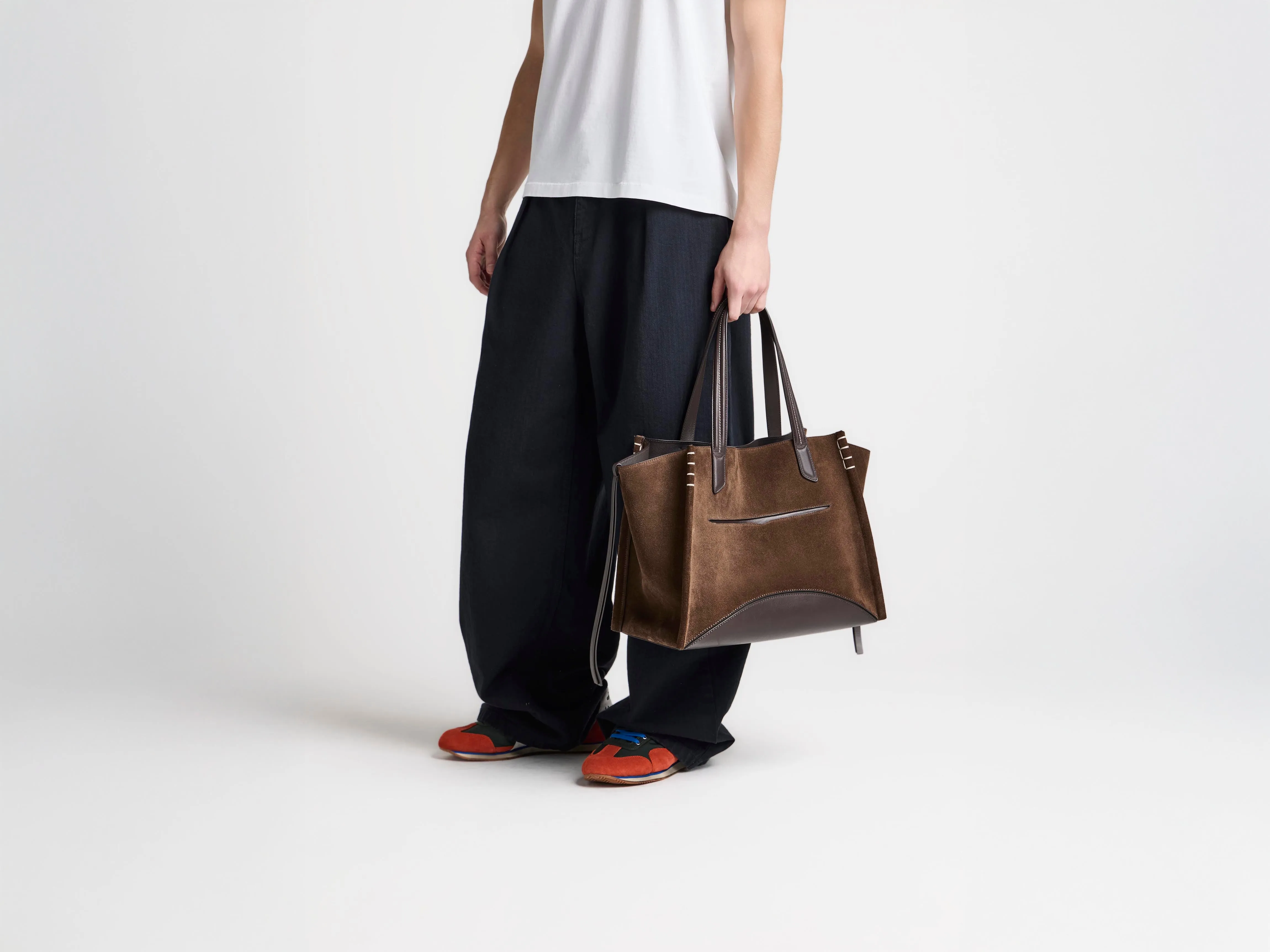 MENS SINGLE PLEAT TROUSERS IN BLACK sold by J.W. Anderson product image thumbnail 4