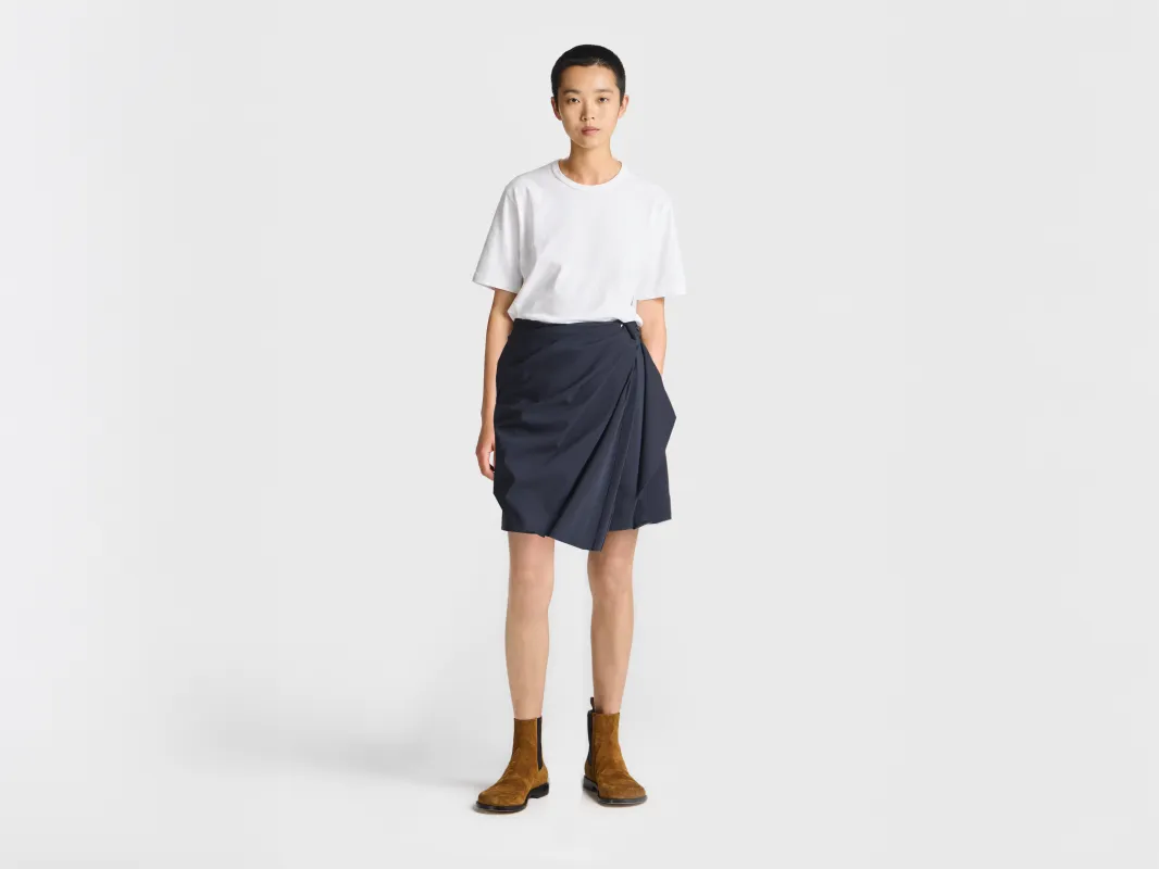 WOMENS TAILORED SHORTS IN NAVY made by J.W. Anderson