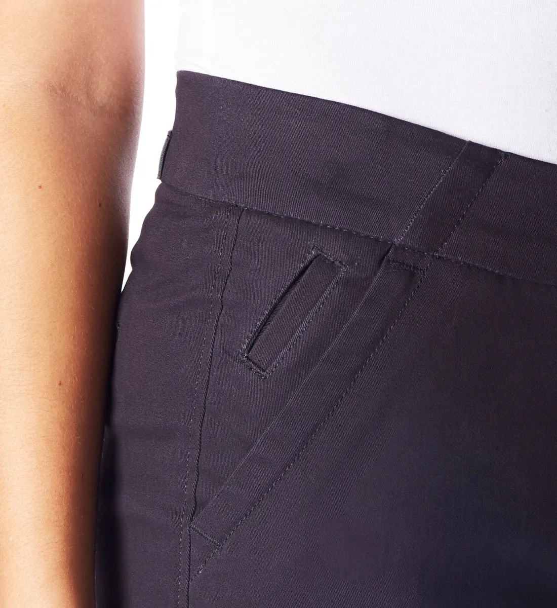 Gracie Mid Rise Bermuda Pull-On Short sold by Jag Jeans product image thumbnail 4