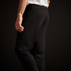 Recycled Cashmere Sweatpant - Black sold by James Perse