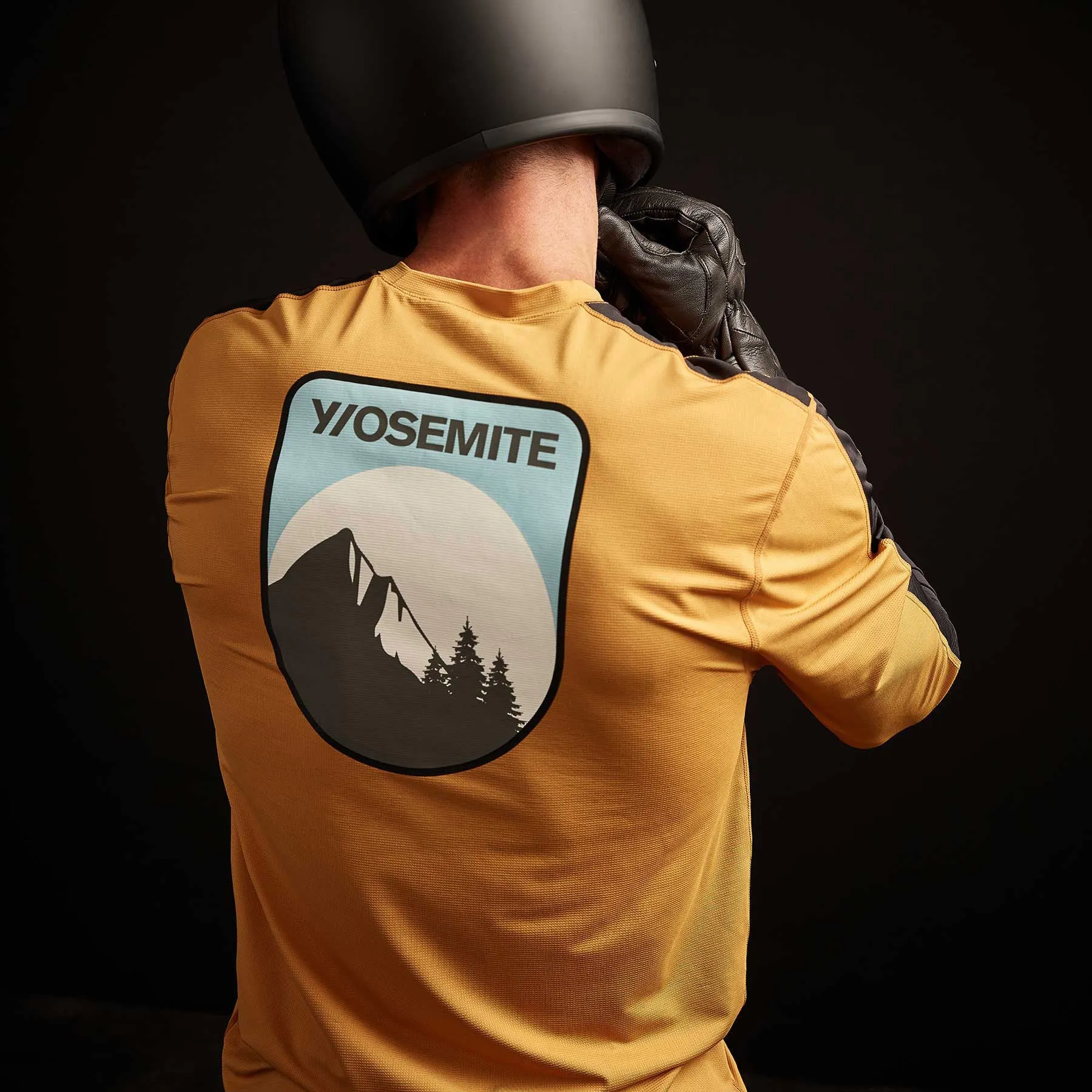 Mountain Graphic Tee - Solar/Black sold by James Perse