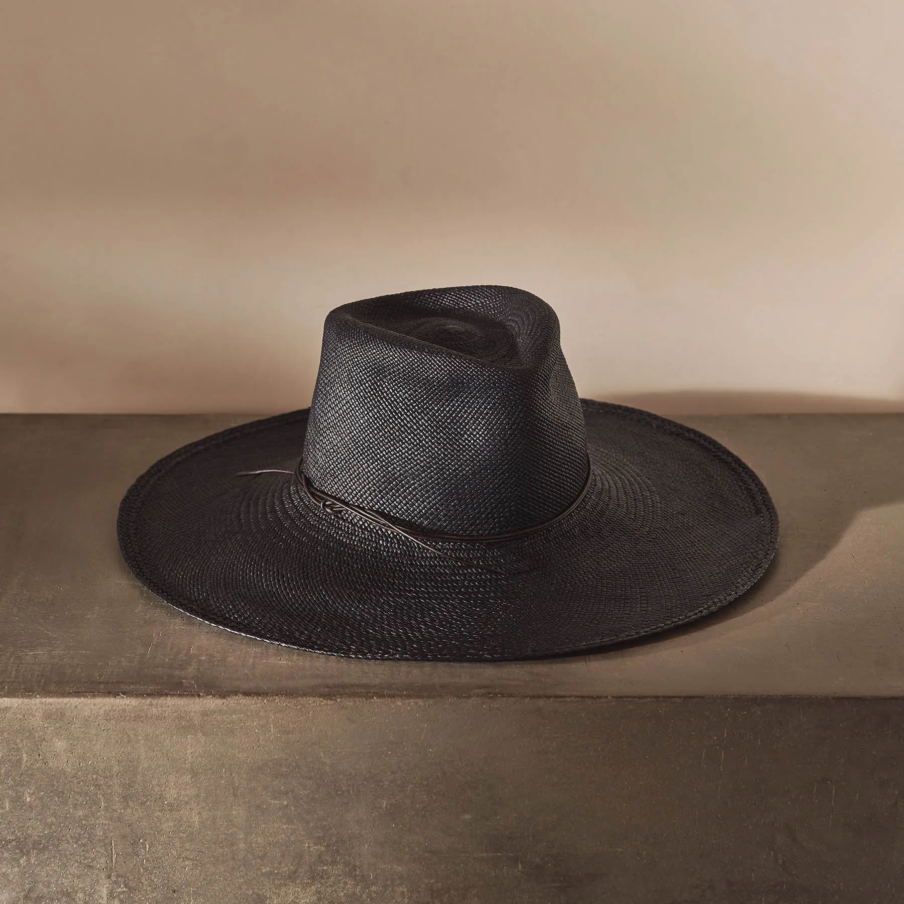 Cove Hat - Black sold by James Perse