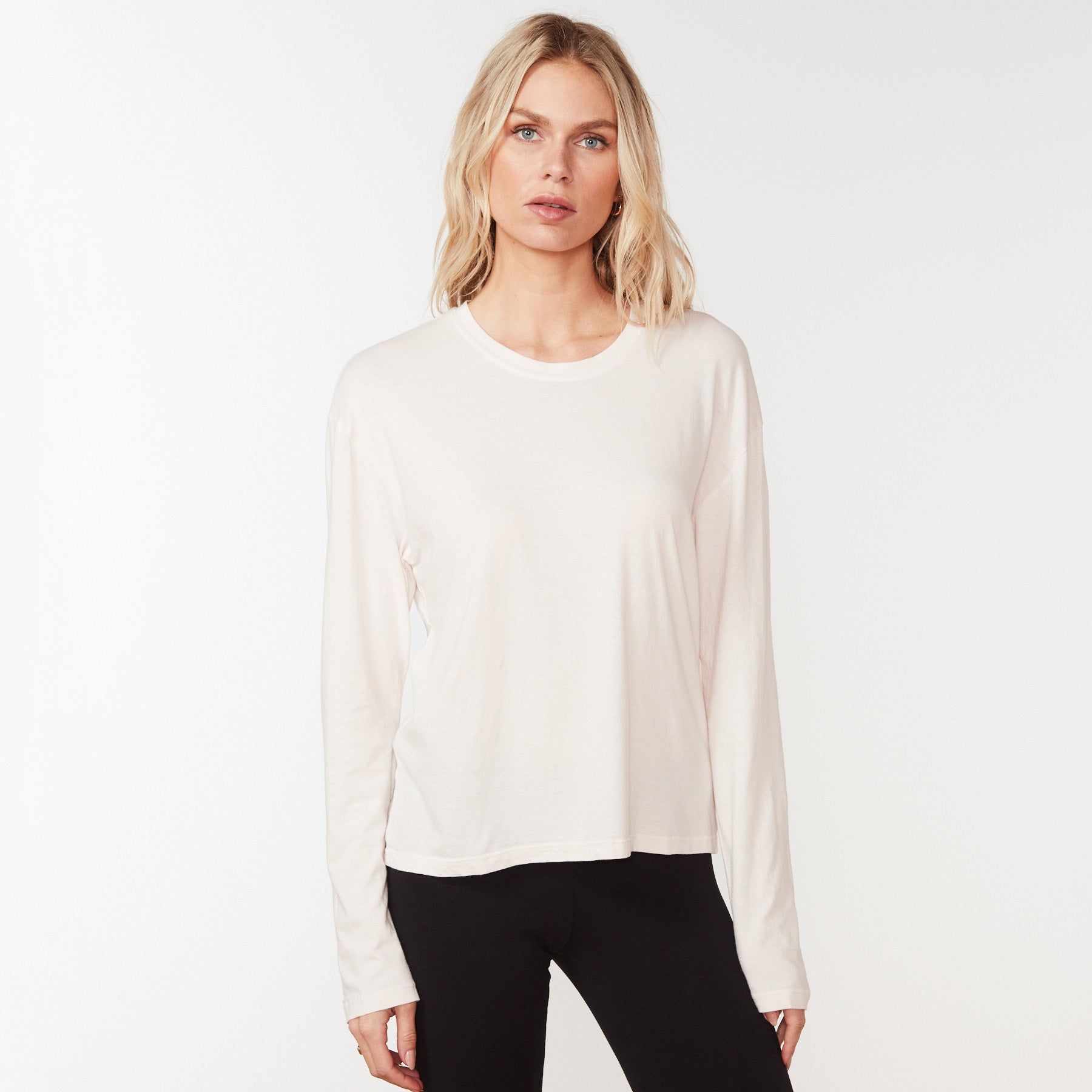 Vintage Boxy Tee - Resin sold by James Perse