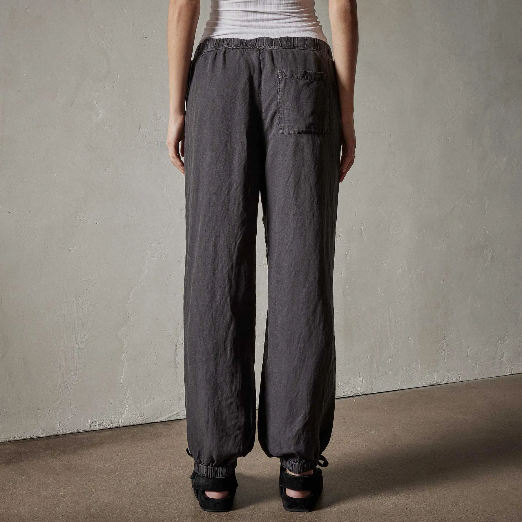 Zuma Linen Pant - Magma Pigment sold by James Perse product image thumbnail 4