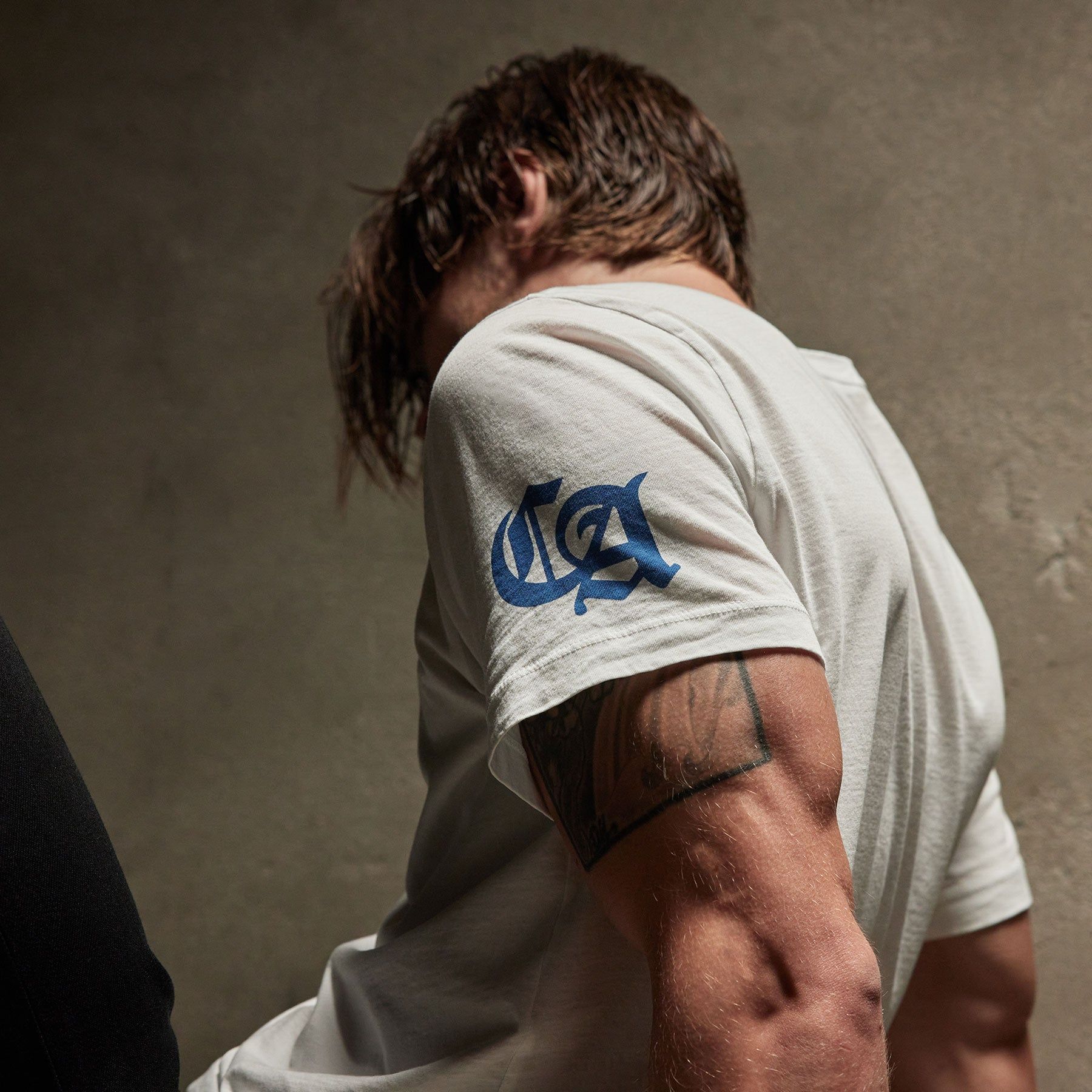 LA Gothic Short Sleeve Crew - White/True Blue sold by James Perse product image thumbnail 2