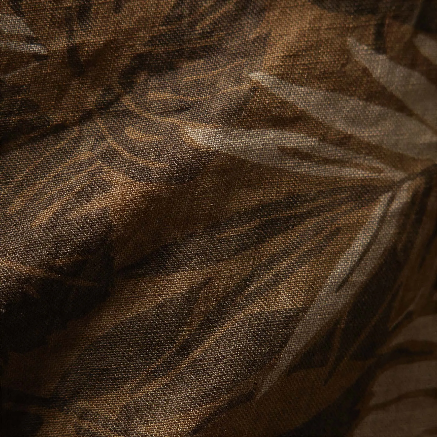 Printed Linen Short Sleeve - Sand Dune Print sold by James Perse product image thumbnail 5