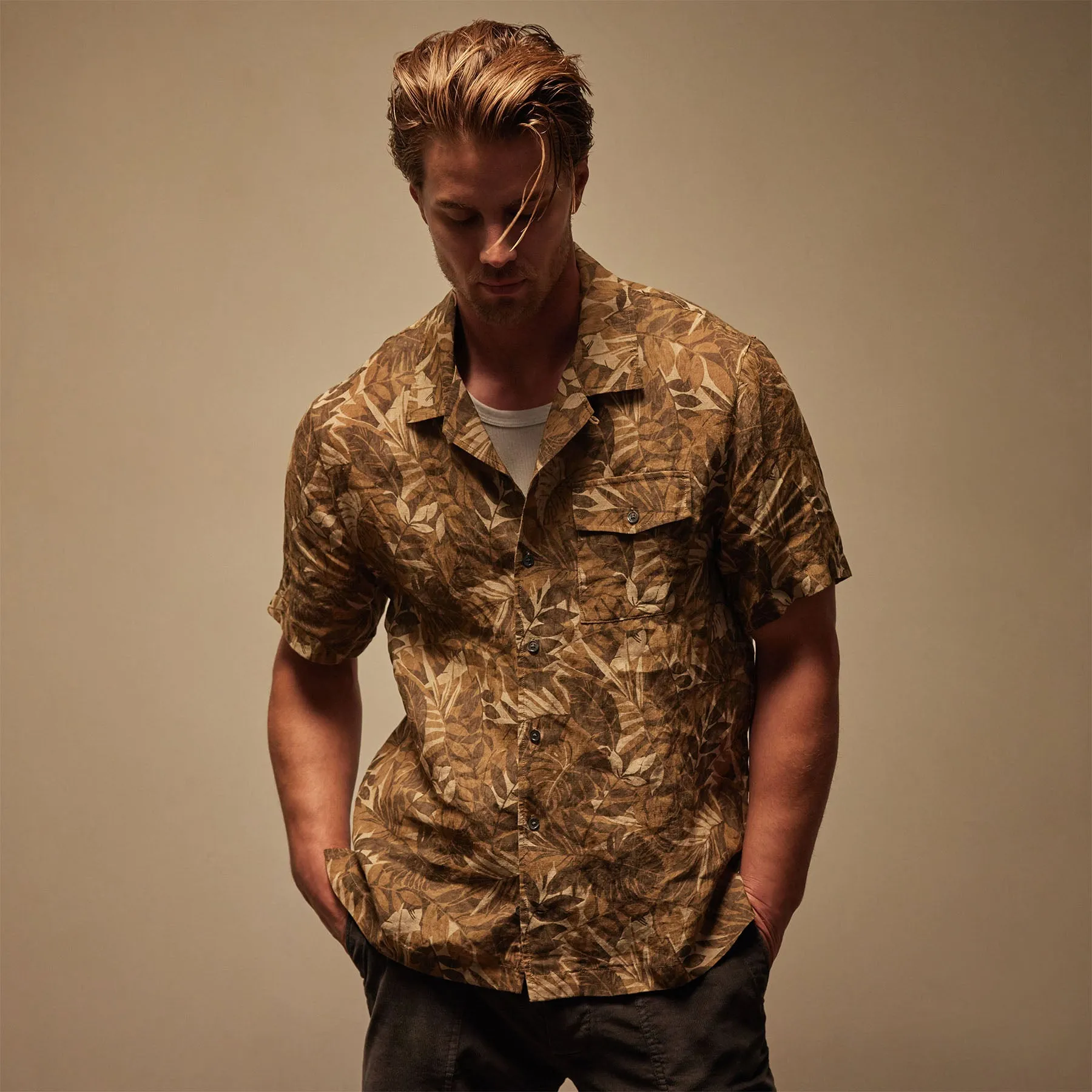 Printed Linen Short Sleeve - Sand Dune Print sold by James Perse product image thumbnail 2