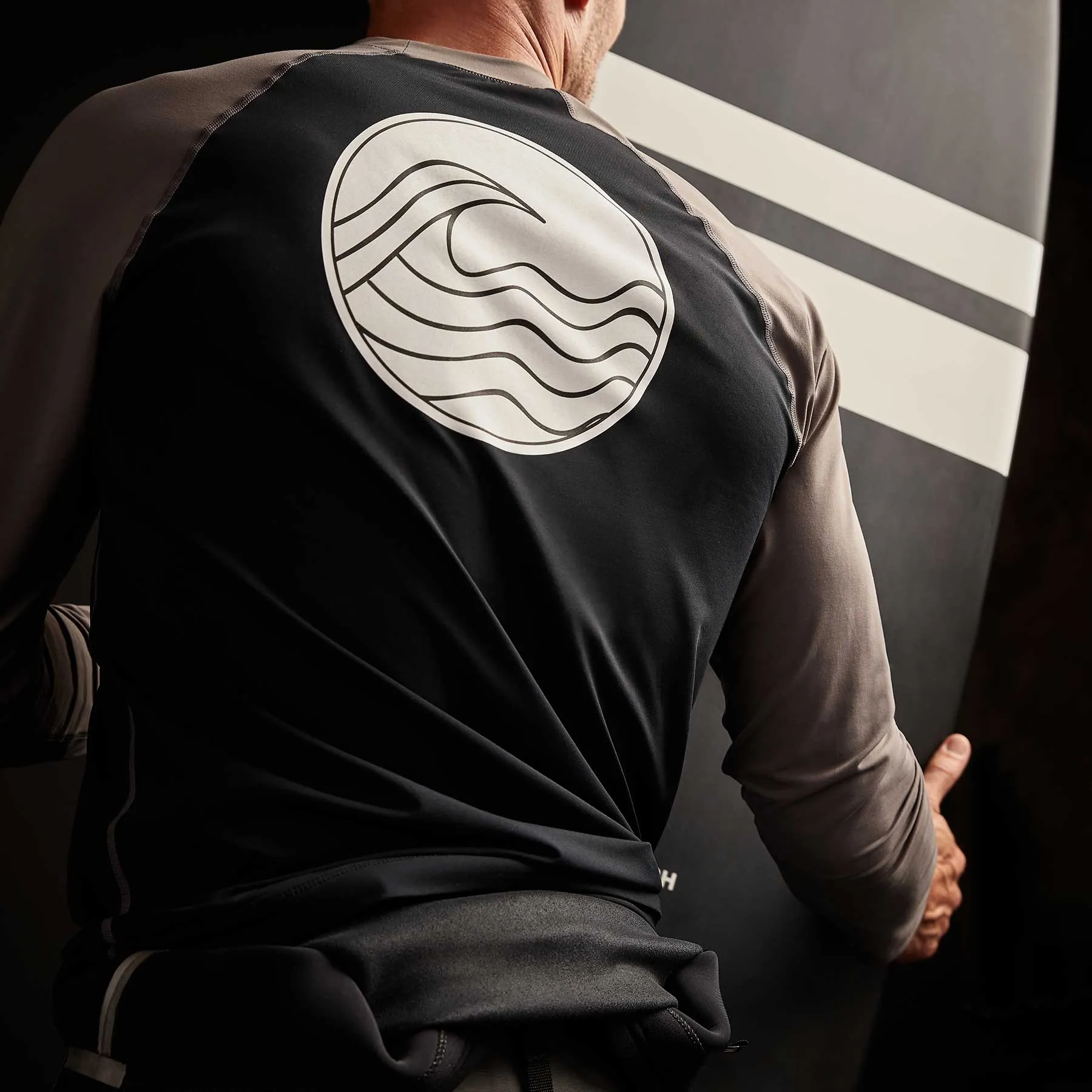 High Performance Knit Raglan - Black/Raccoon Grey sold by James Perse
