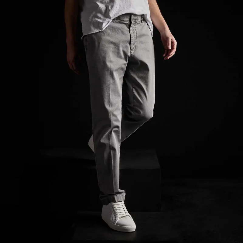 Cotton Chino - Silver Grey Pigment sold by James Perse
