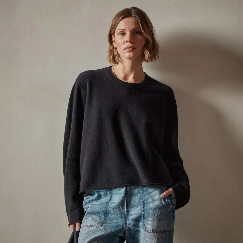Cashmere Boxy Crew - Black made by James Perse