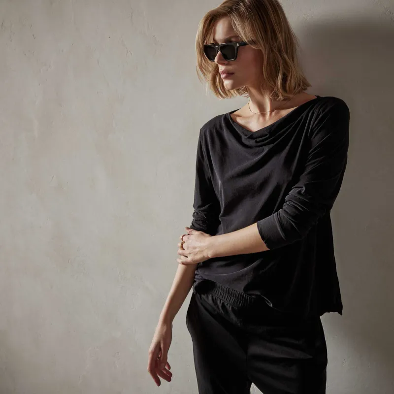 Cove Tee - Black made by James Perse