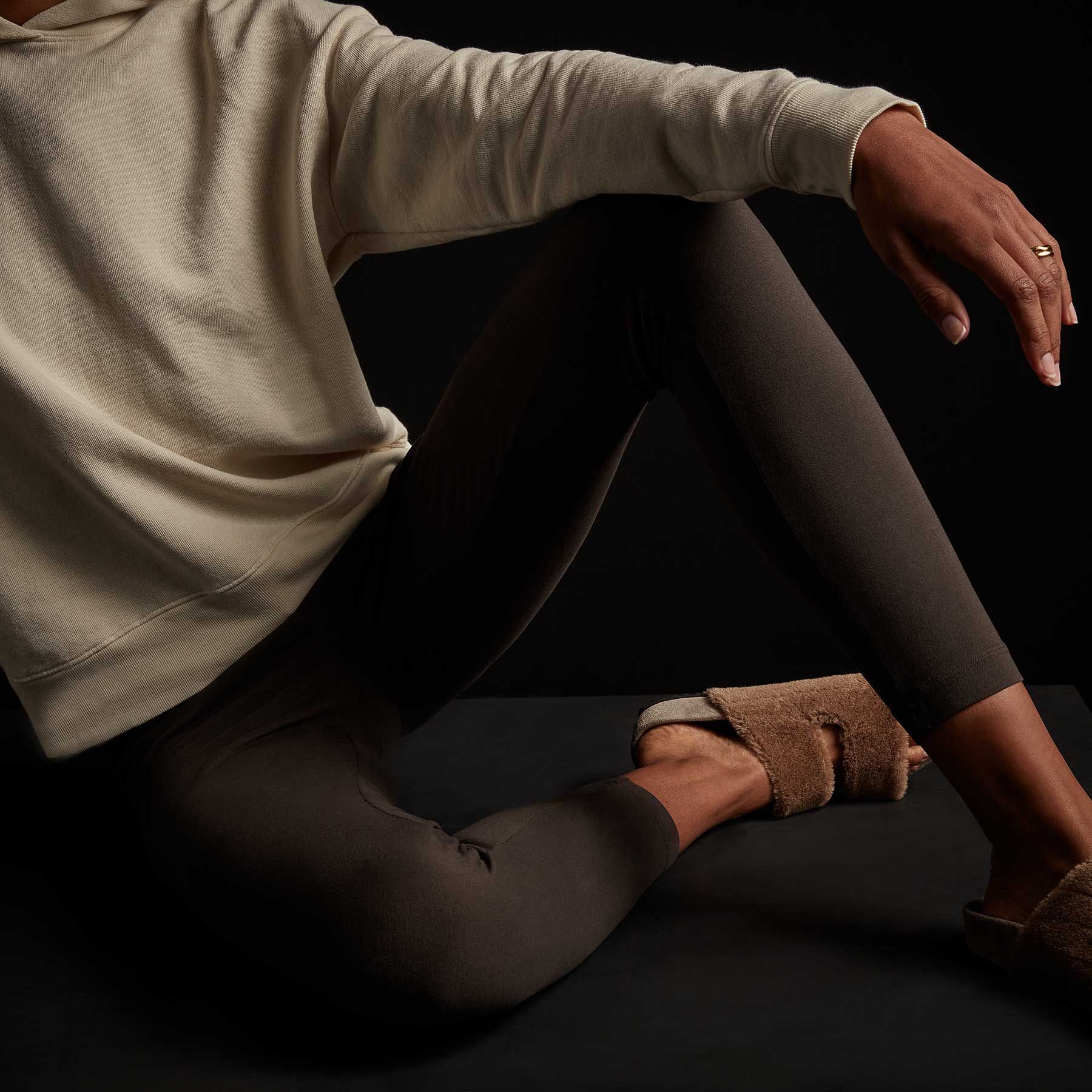 Stretch Jersey Long Legging - Carbon sold by James Perse product image thumbnail 4