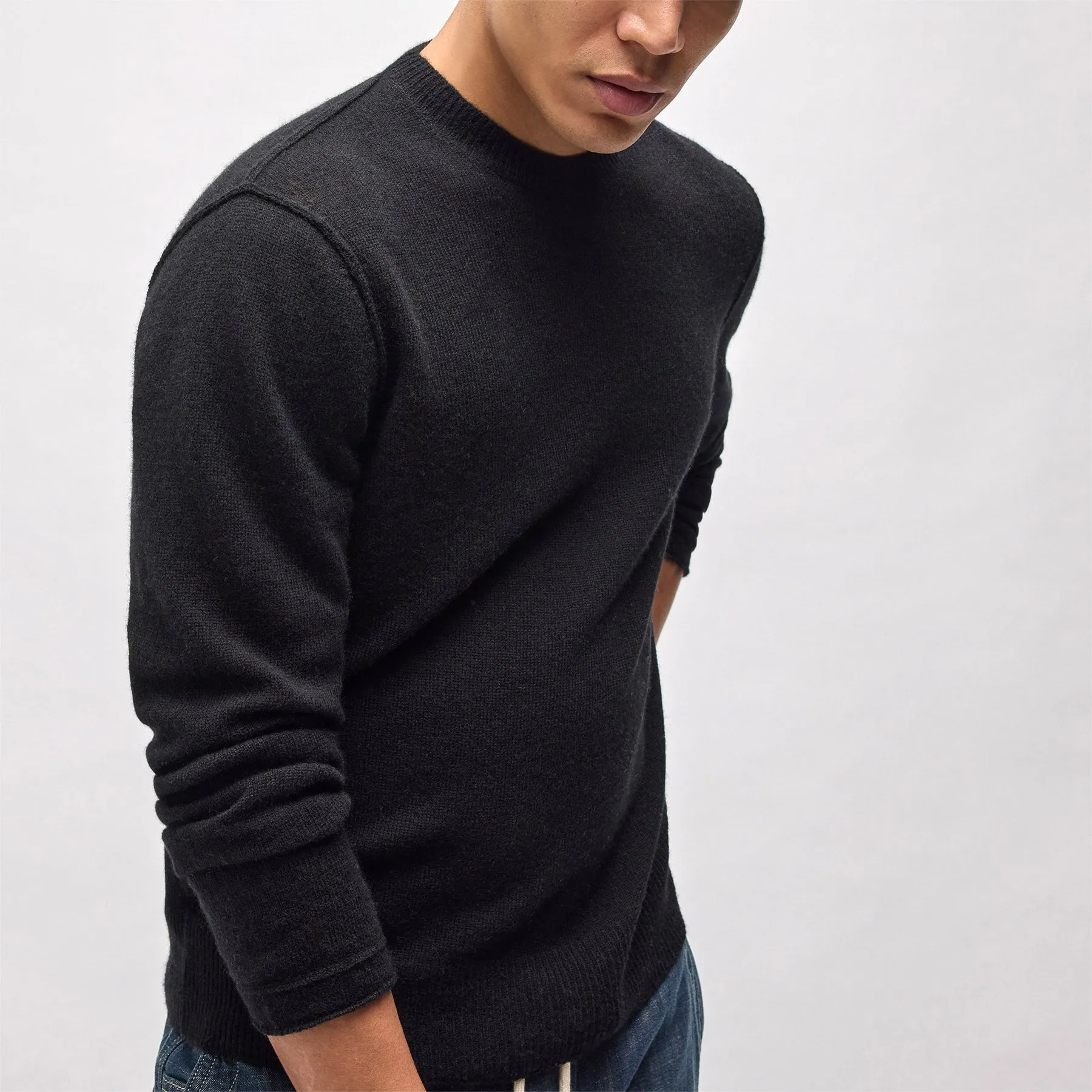 Lightweight Cashmere Crew - Black sold by James Perse product image thumbnail 2