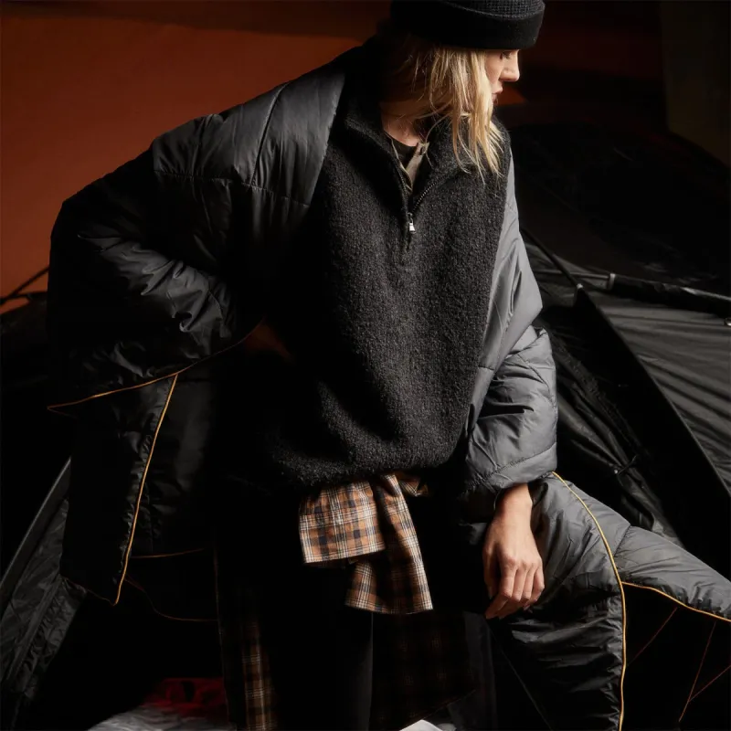 Everest Sweater Vest - Black sold by James Perse