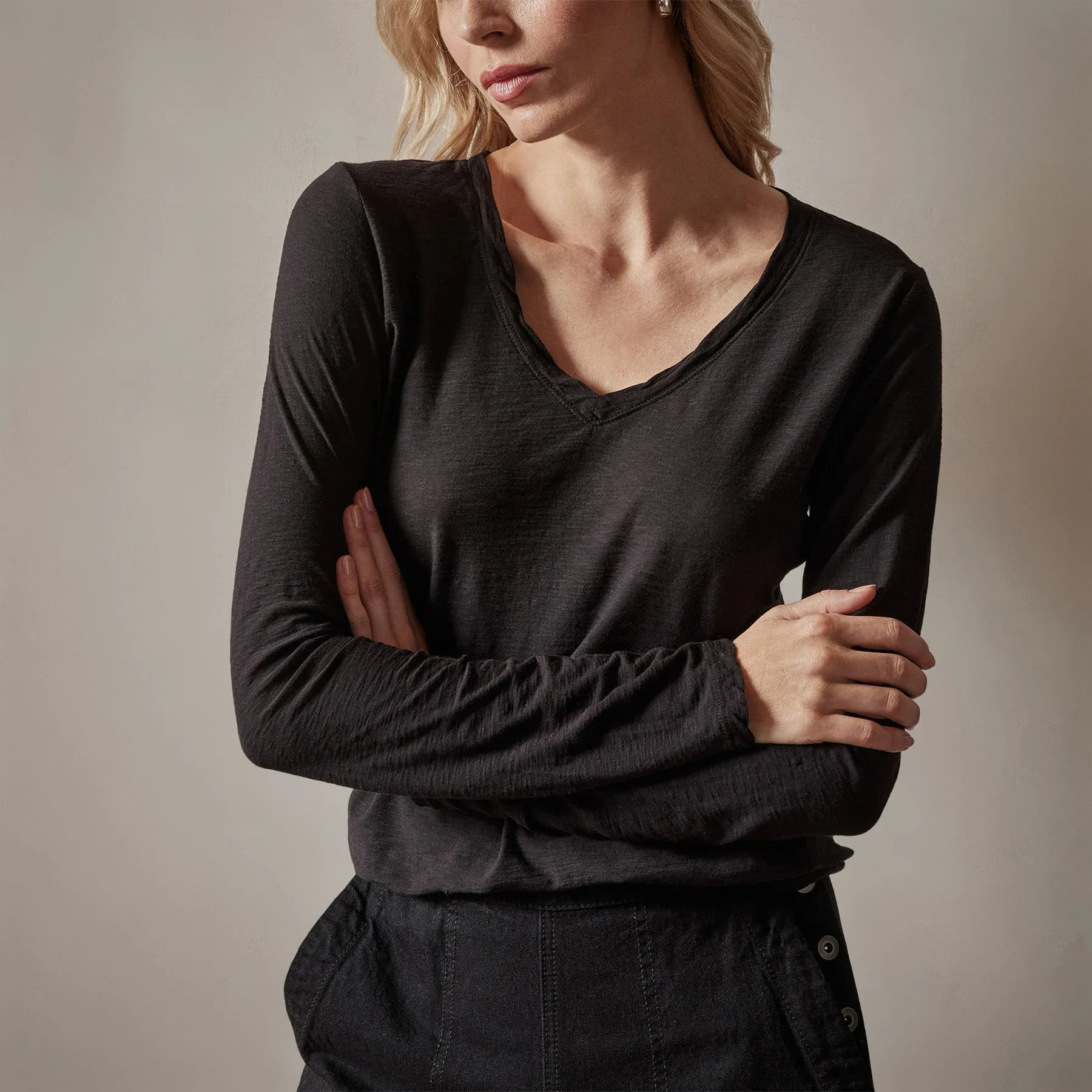 Sheer Slub Long Sleeve V Neck Tee - Black sold by James Perse product image thumbnail 2