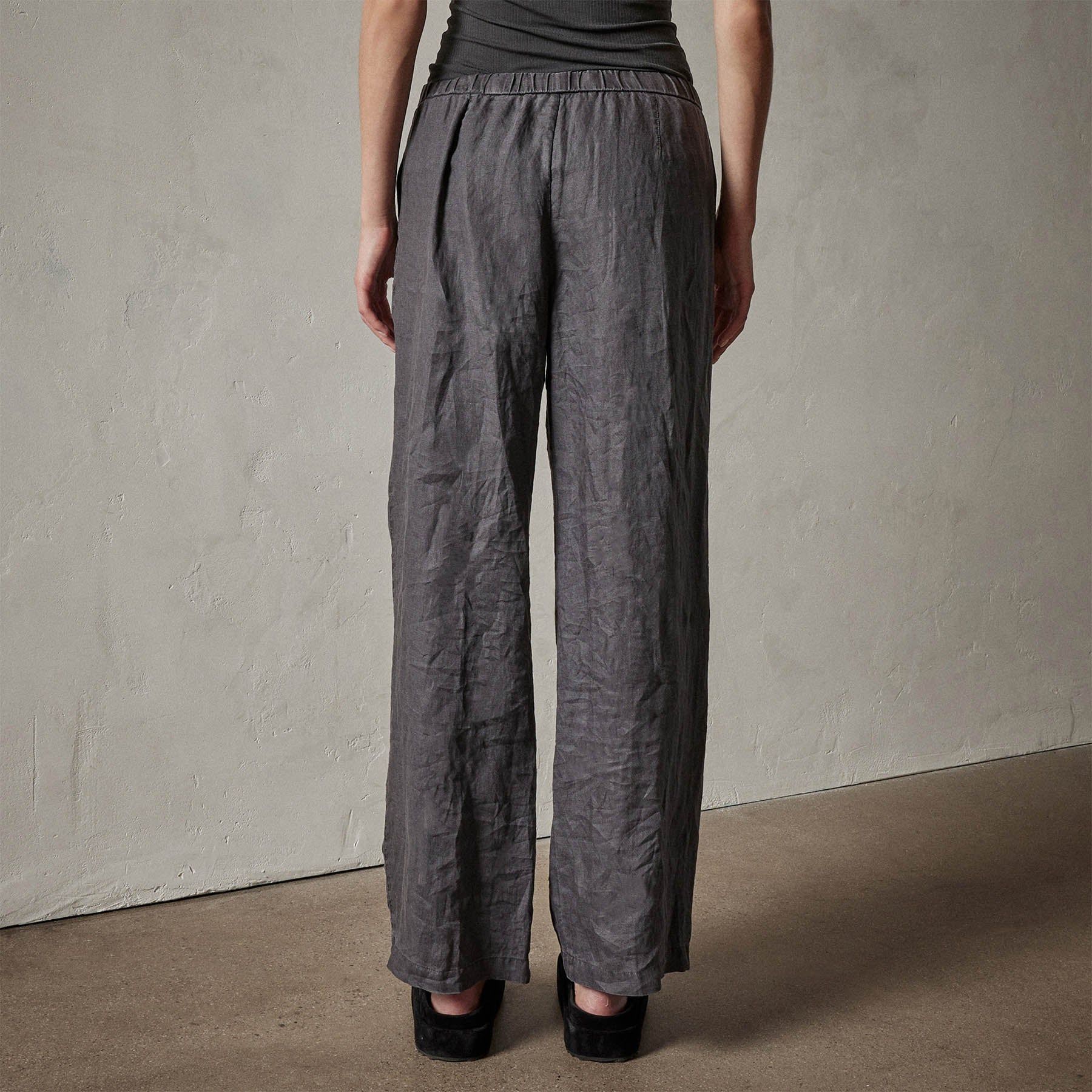 Lightweight Linen Pant - Magma Pigment sold by James Perse product image thumbnail 5