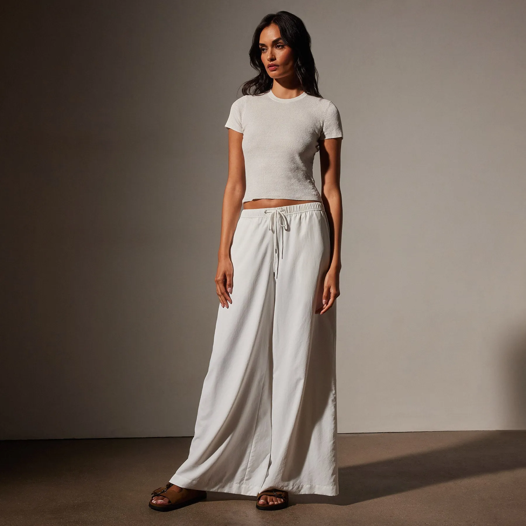 Lightweight Matte Sateen Wide Leg Pant - White sold by James Perse product image thumbnail 3