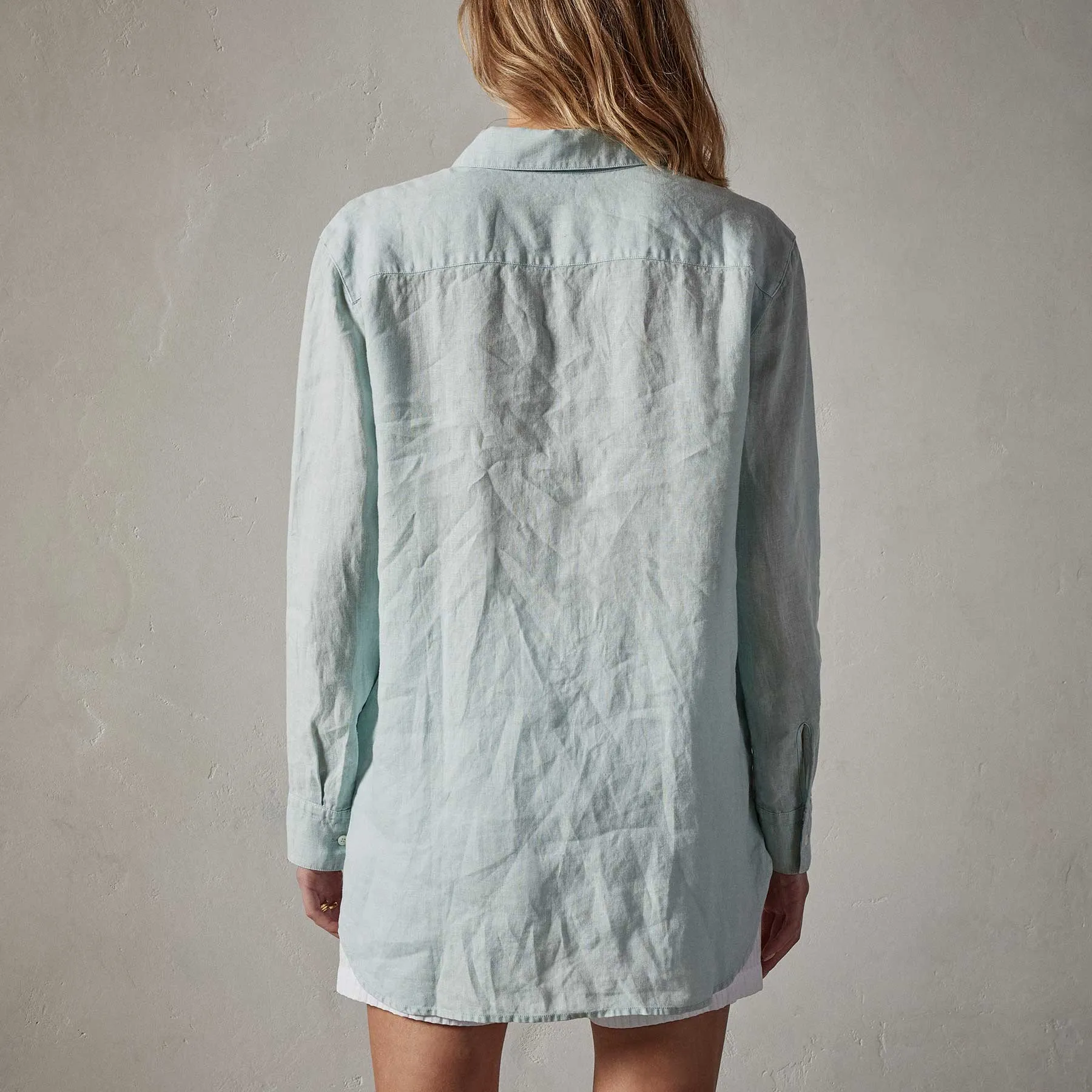 Lightweight Linen Shirt - Ocean Spray Pigment sold by James Perse product image thumbnail 4