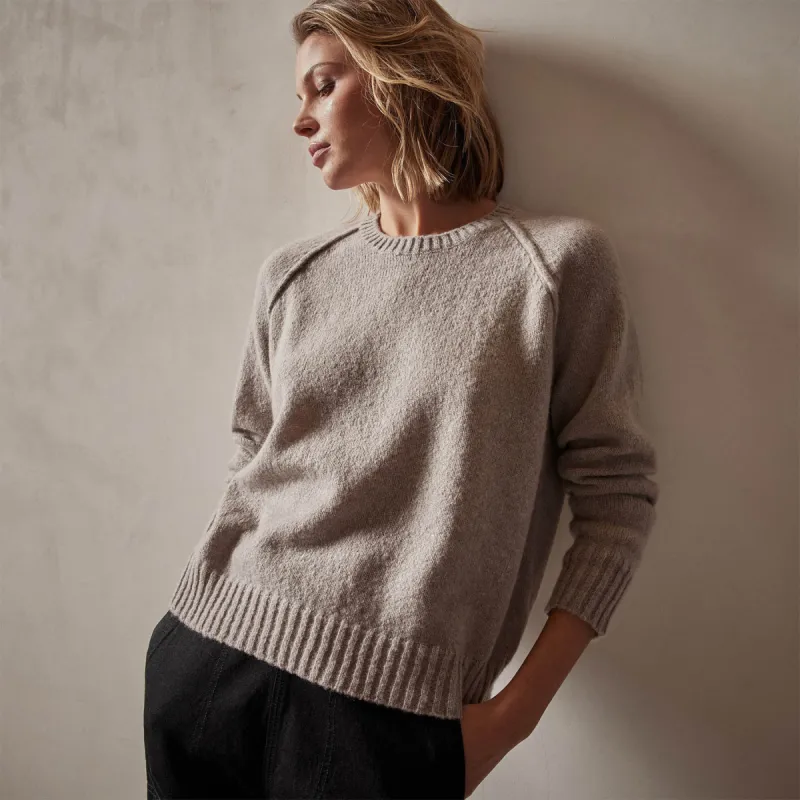 Cashmere Crew Sweater - Silver Wheat made by James Perse