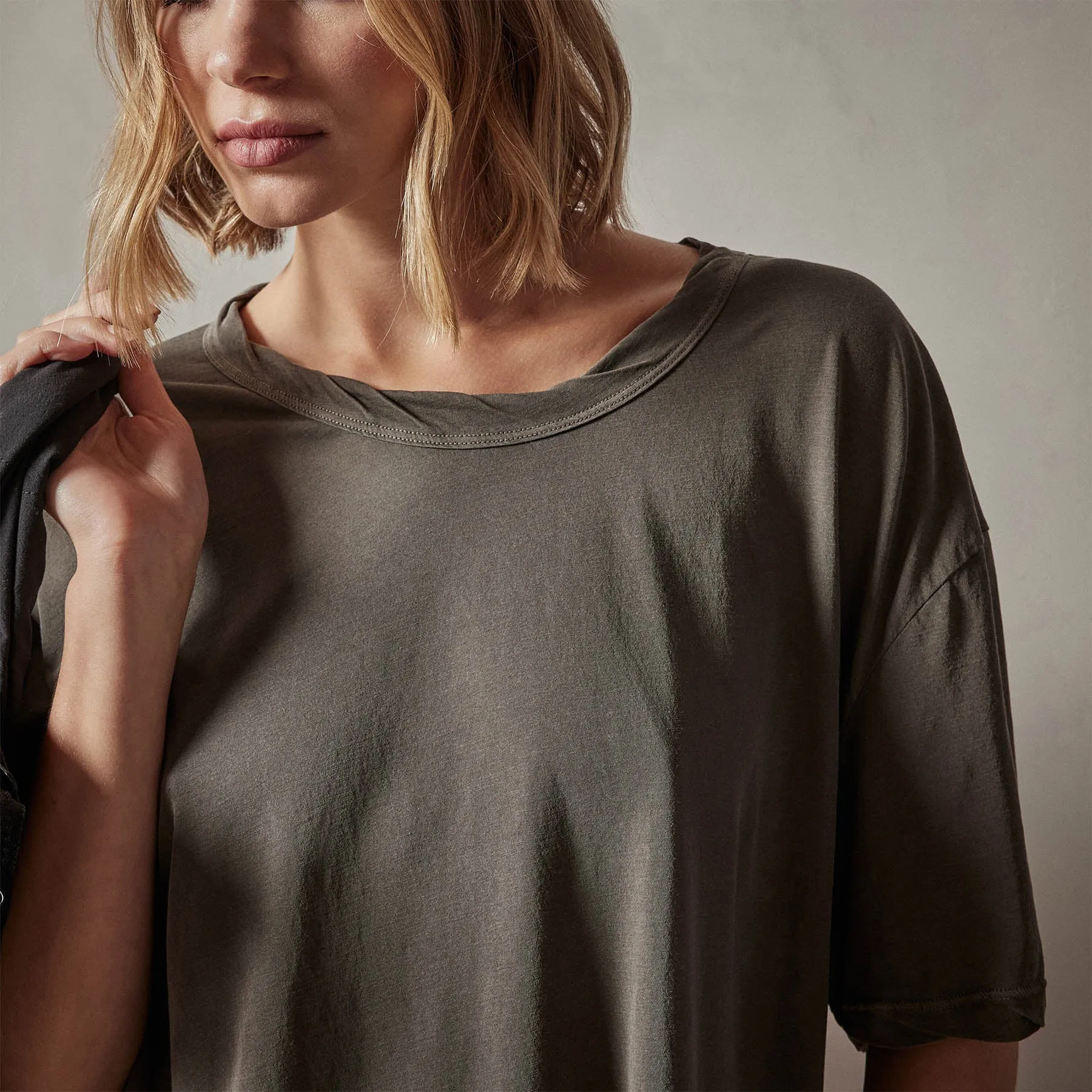 High Gauge Oversized Tee - Burro Pigment sold by James Perse product image thumbnail 2