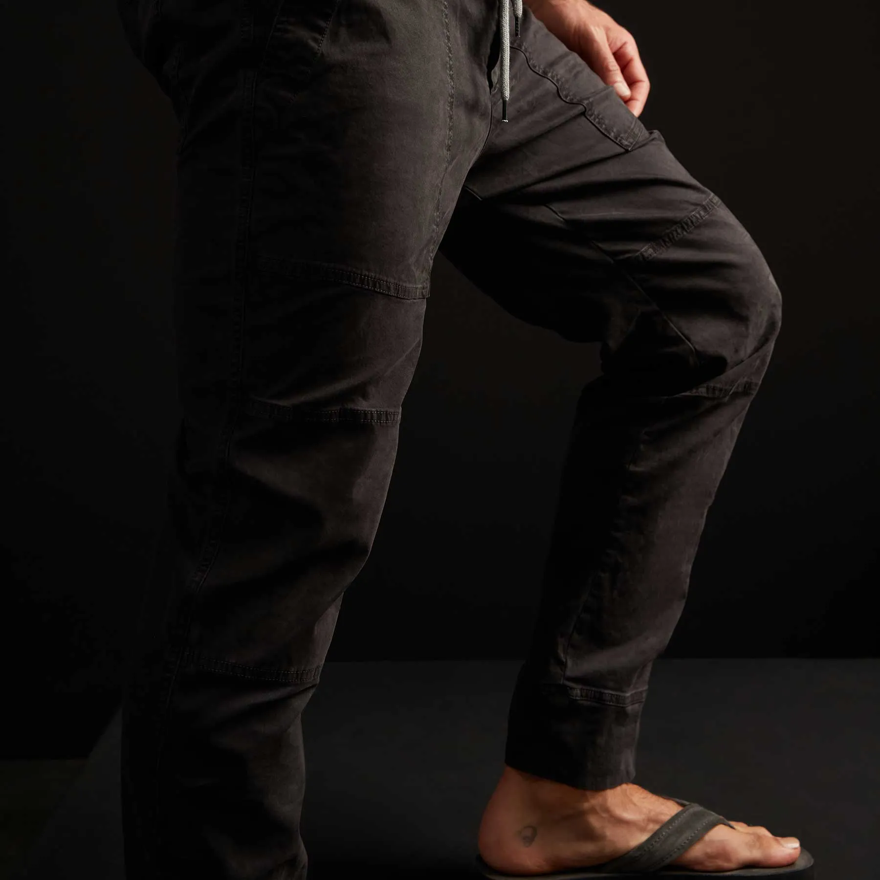 Brushed Stretch Twill Utility Pant - Magma Pigment sold by James Perse product image thumbnail 5