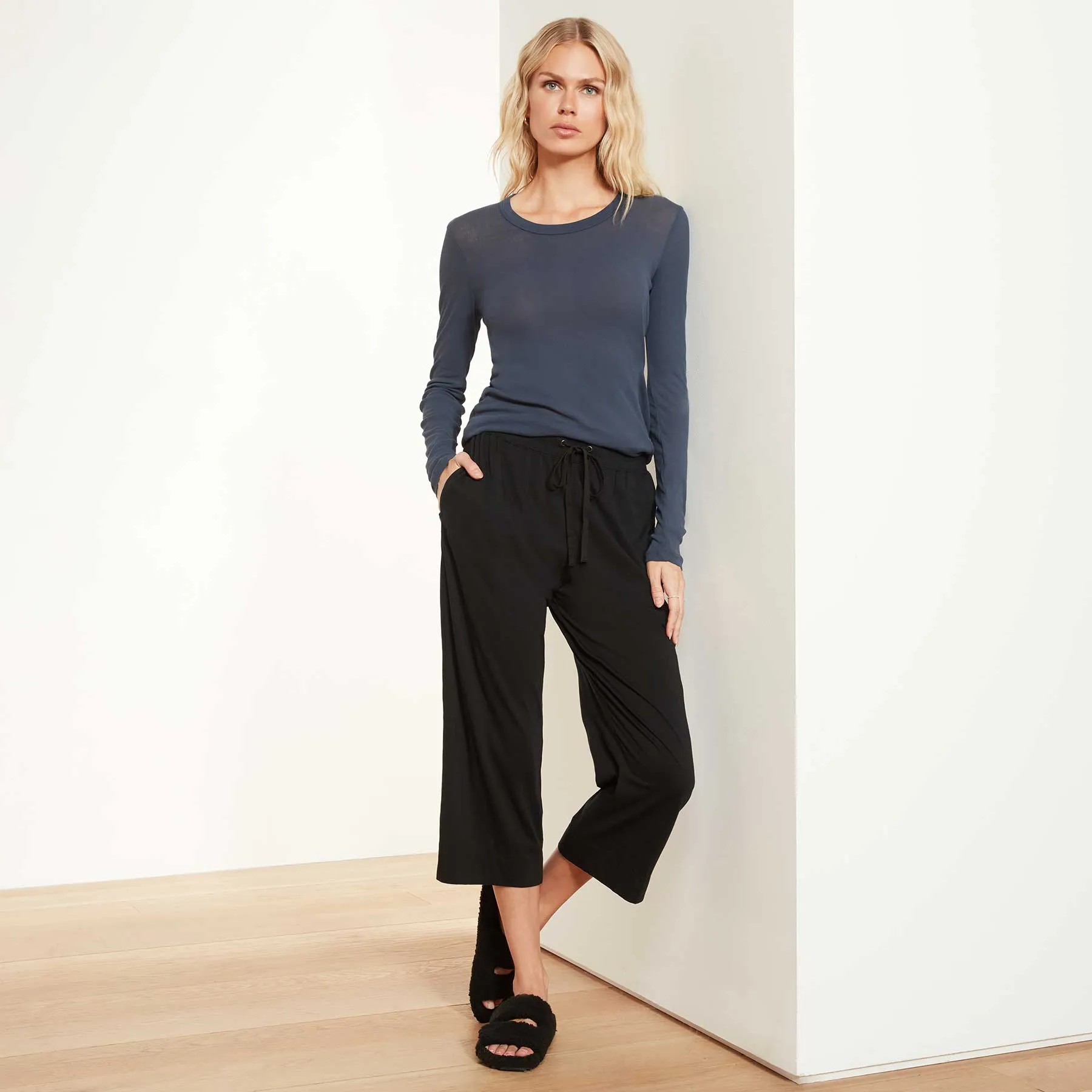 Luxe Lotus Jersey Cropped Pajama Pant - Black sold by James Perse