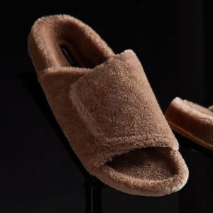 Alpaca Velcro Slide - Chestnut sold by James Perse