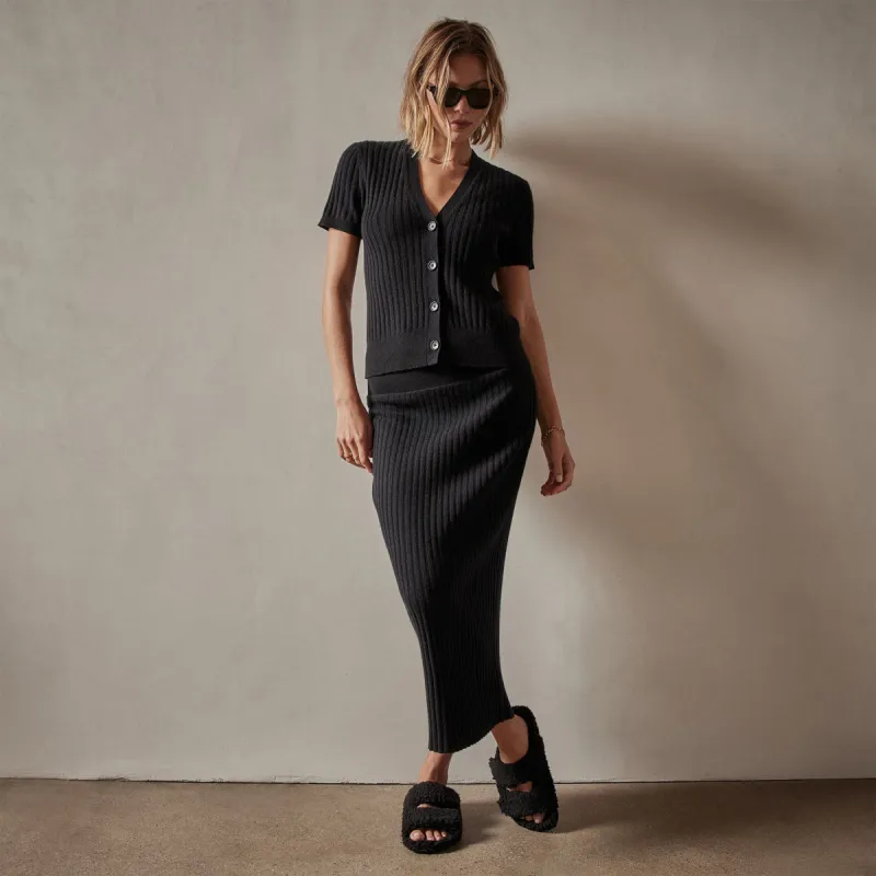 Ribbed Cashmere Pencil Skirt - Black sold by James Perse