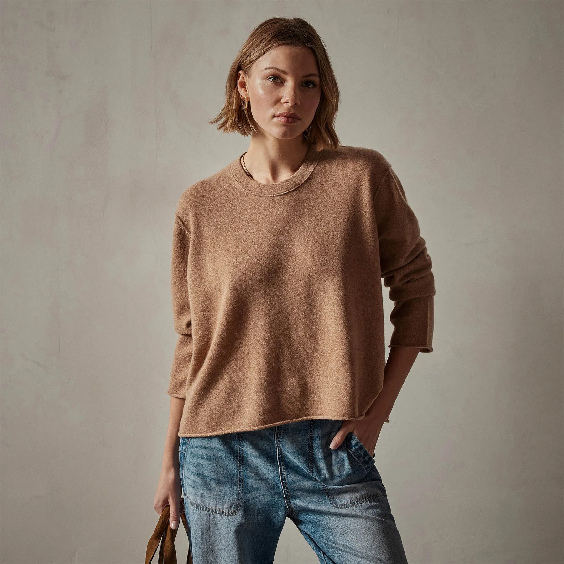 Cashmere Boxy Crew - Caramel sold by James Perse