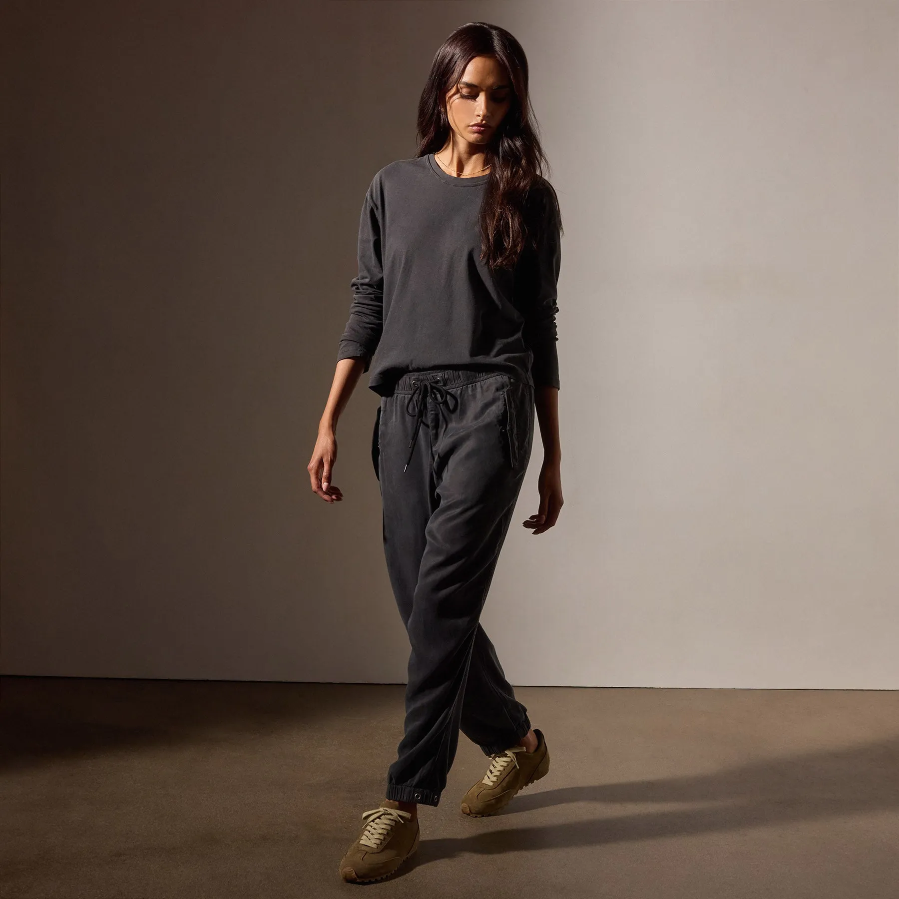 Sateen Flight Pant - Magma sold by James Perse