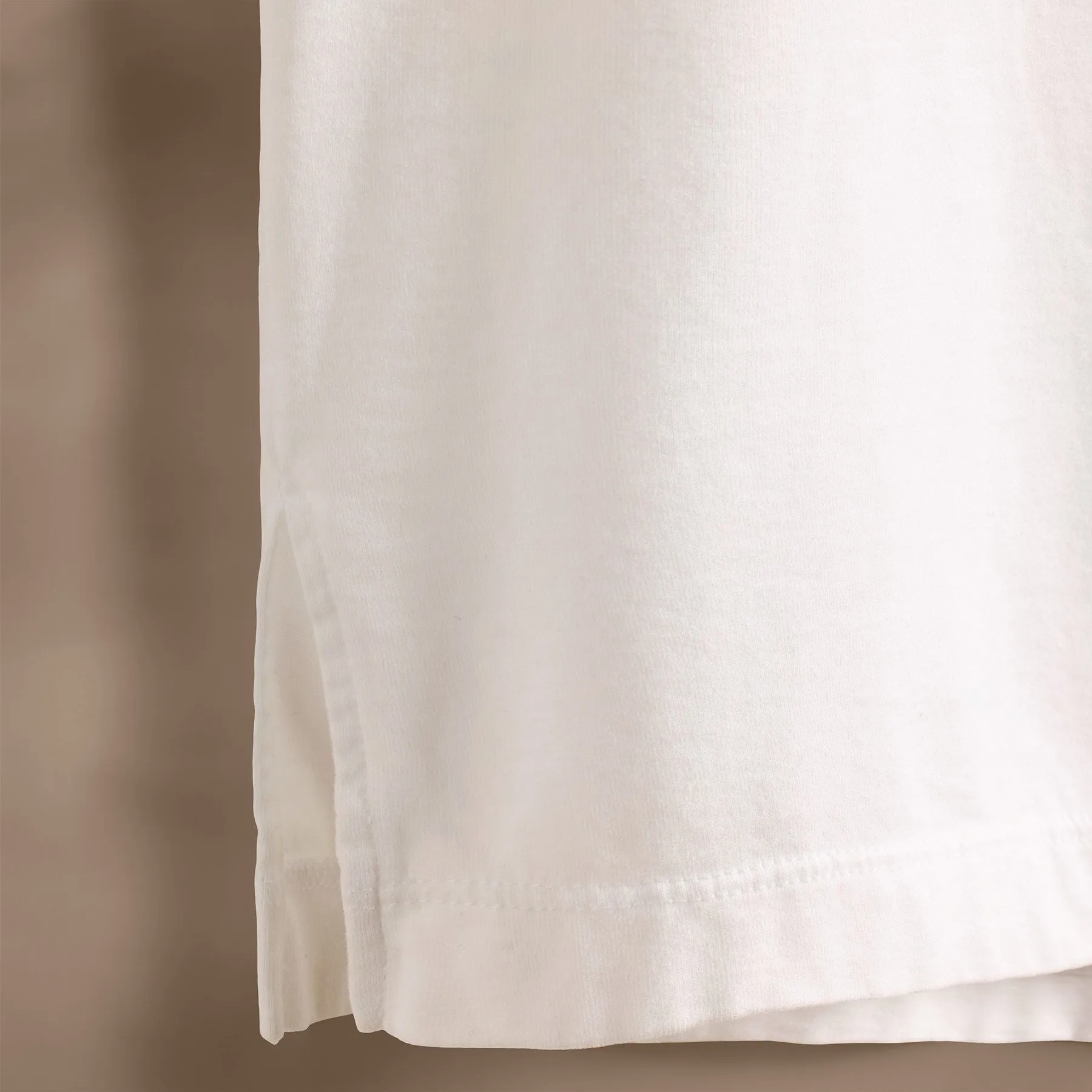 Heavy Luxe Jersey Long Sleeve - White sold by James Perse product image thumbnail 3