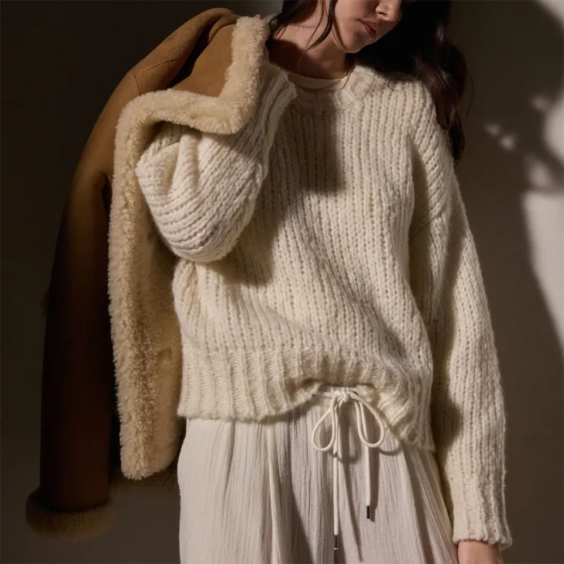 Cashmere Blend Knit Crew - Snow sold by James Perse