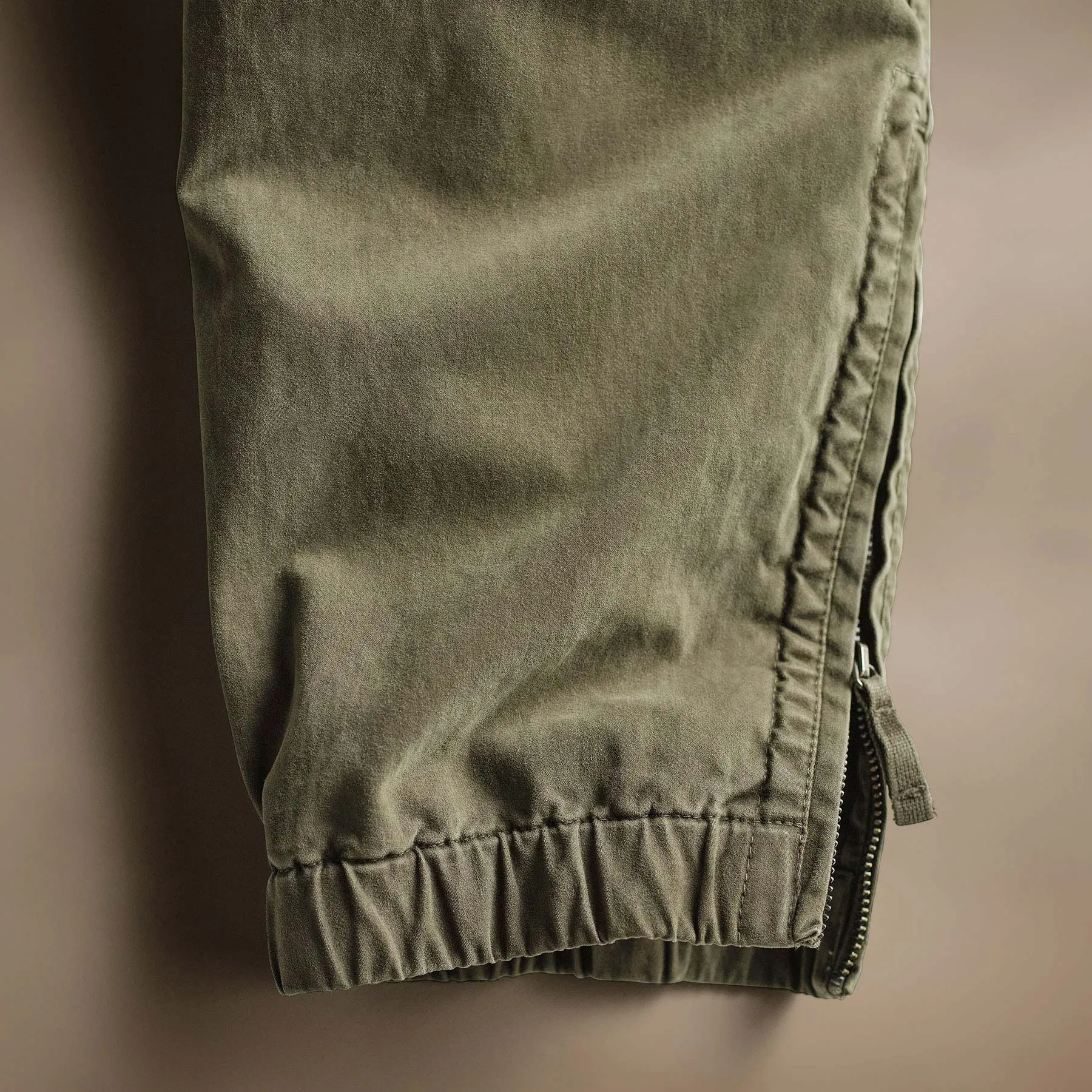 Multi Pocket Flight Pant - Army Green Pigment sold by James Perse product image thumbnail 5