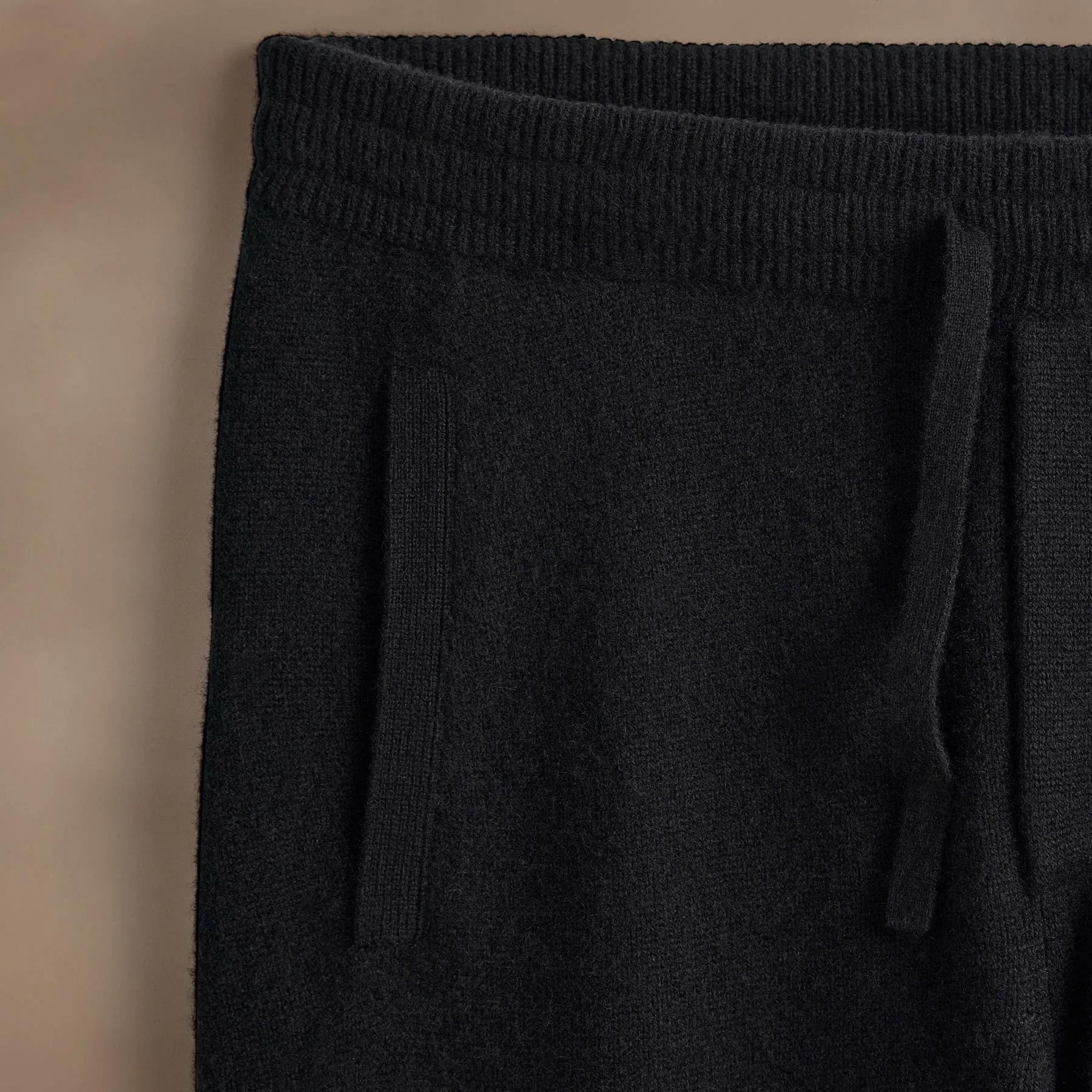 Recycled Cashmere Track Pant With Pockets - Black sold by James Perse product image thumbnail 2
