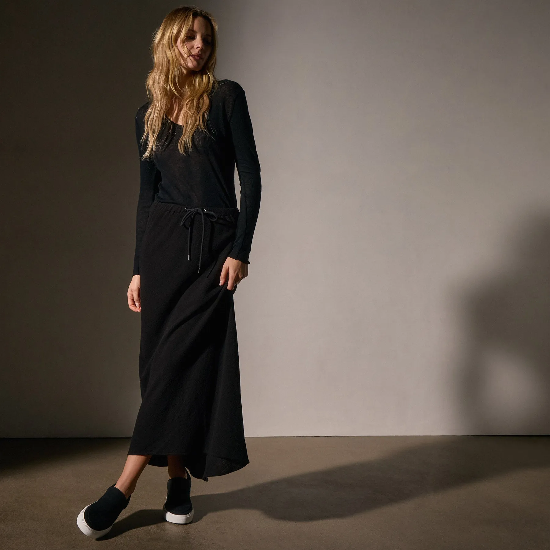 High Low Wool Blend Skirt - Black sold by James Perse