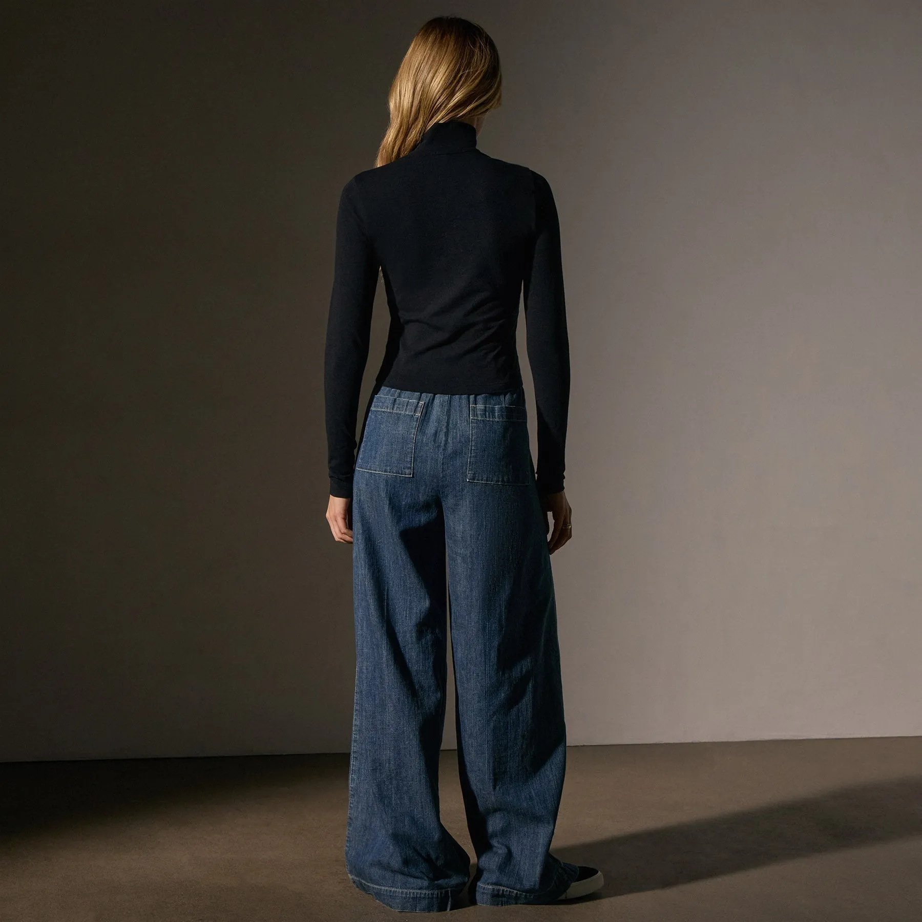 Cropped Long Sleeve Half Zip - Black sold by James Perse product image thumbnail 4