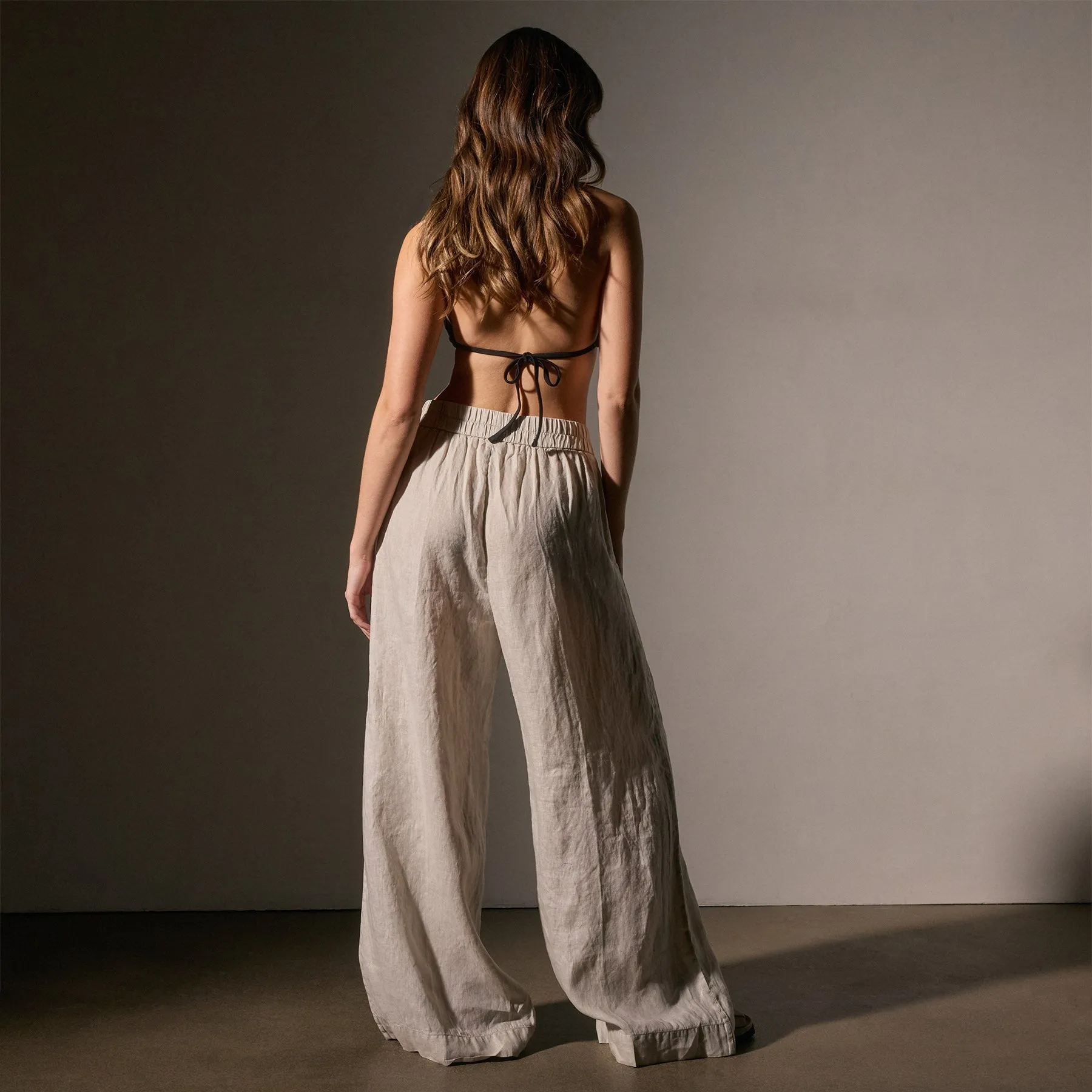 Lightweight Linen Wide Leg Pant - Salt Pigment sold by James Perse product image thumbnail 4