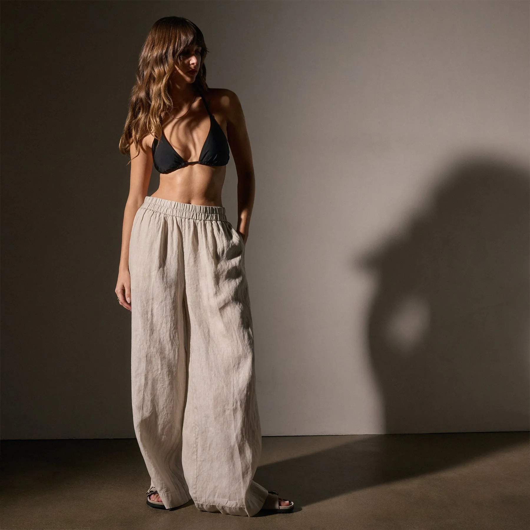 Lightweight Linen Wide Leg Pant - Salt Pigment sold by James Perse product image thumbnail 3