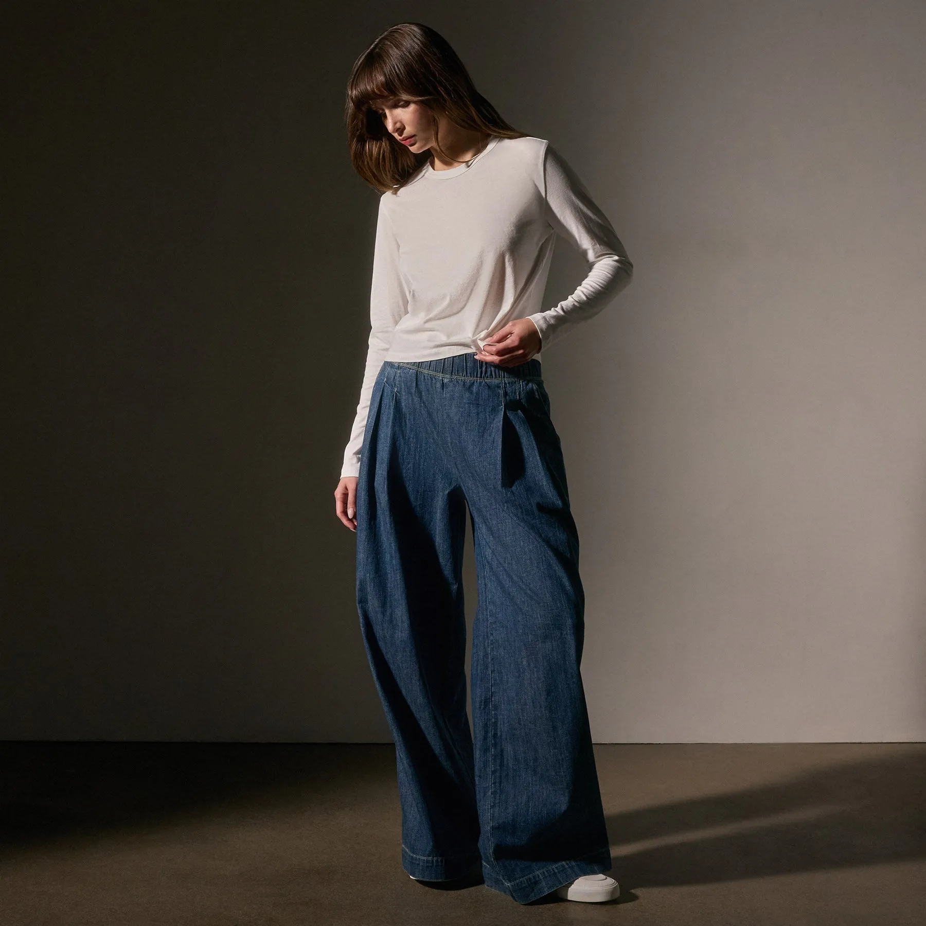 Brushed Elevated Jersey Long Sleeve Tee - White sold by James Perse product image thumbnail 3