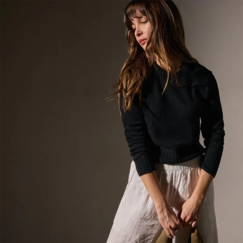 Soft Featherweight Cashmere Cropped Crew Neck - Black sold by James Perse