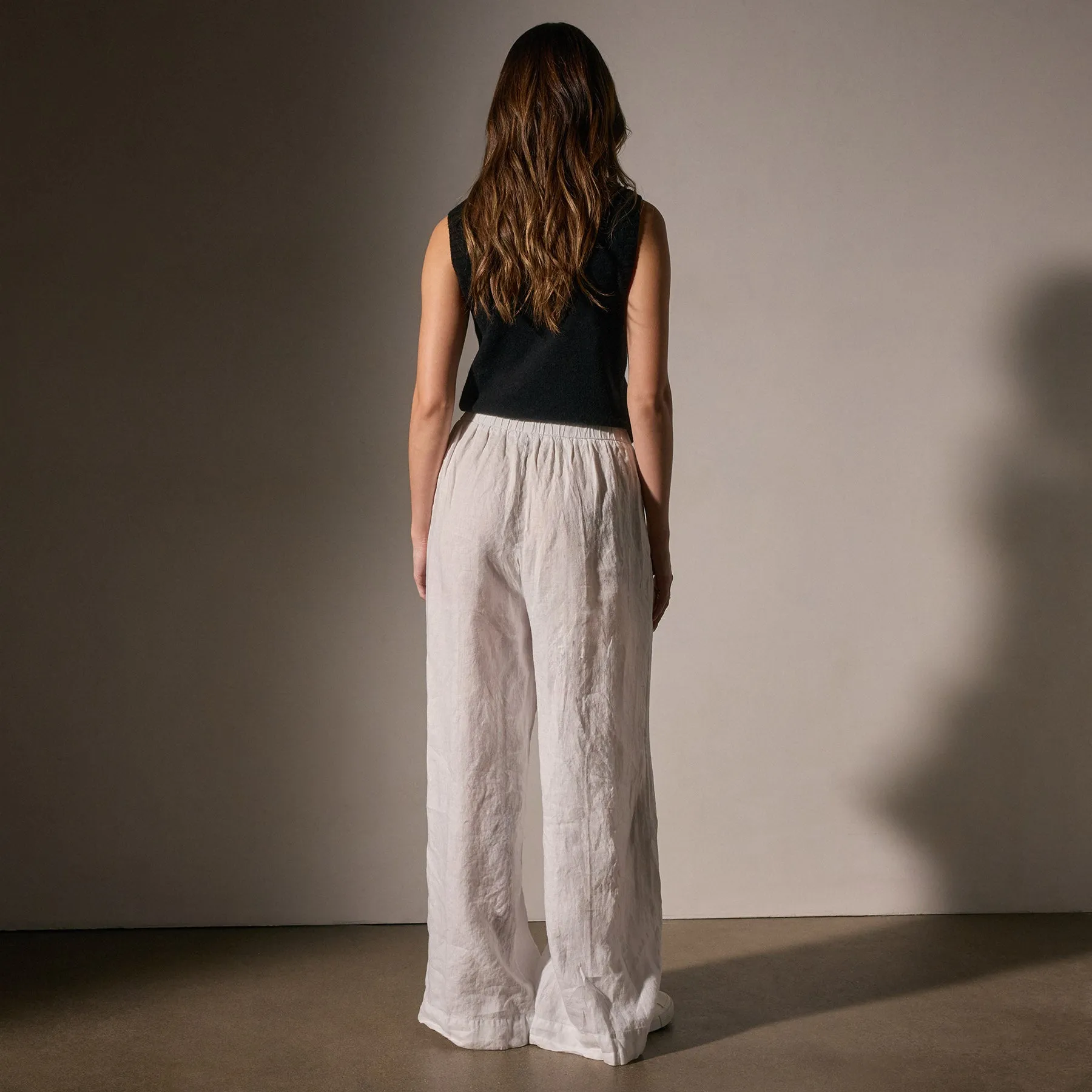 Lightweight Linen Wide Leg Pant - White sold by James Perse product image thumbnail 4