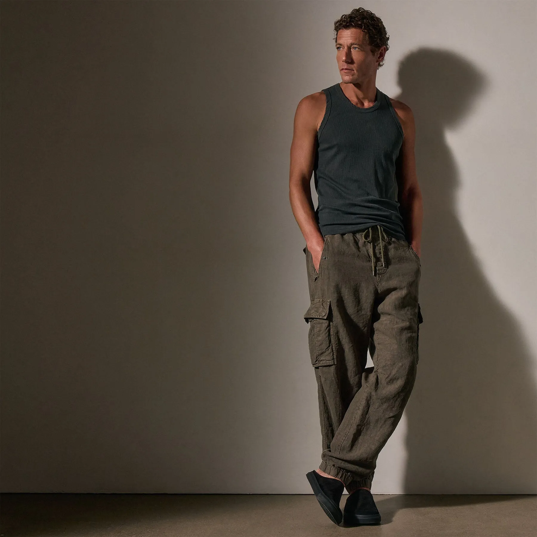 Textured Linen Flight Pant - Army Green sold by James Perse product image thumbnail 2
