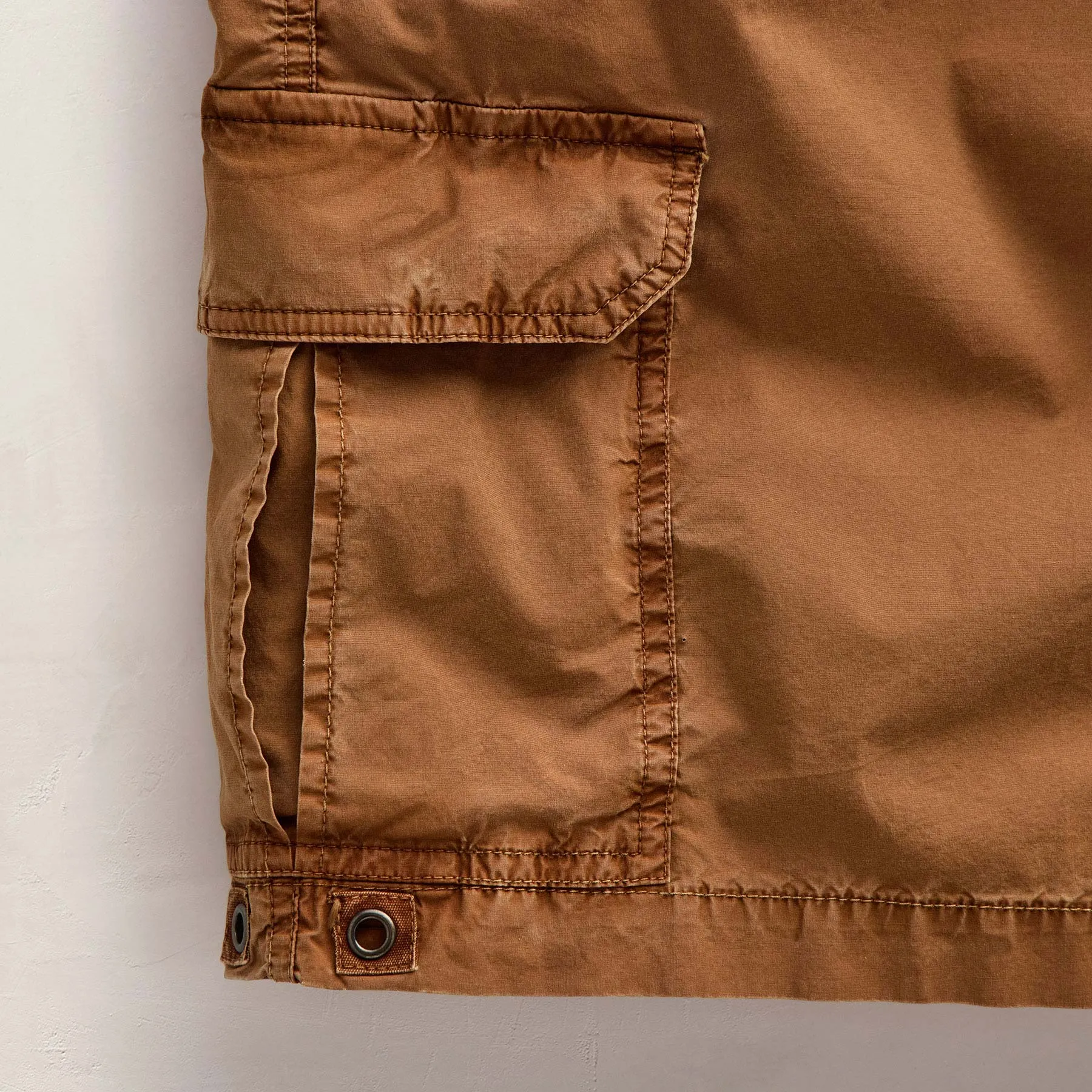 Parachute Poplin Cargo Short - Whiskey Pigment sold by James Perse product image thumbnail 4