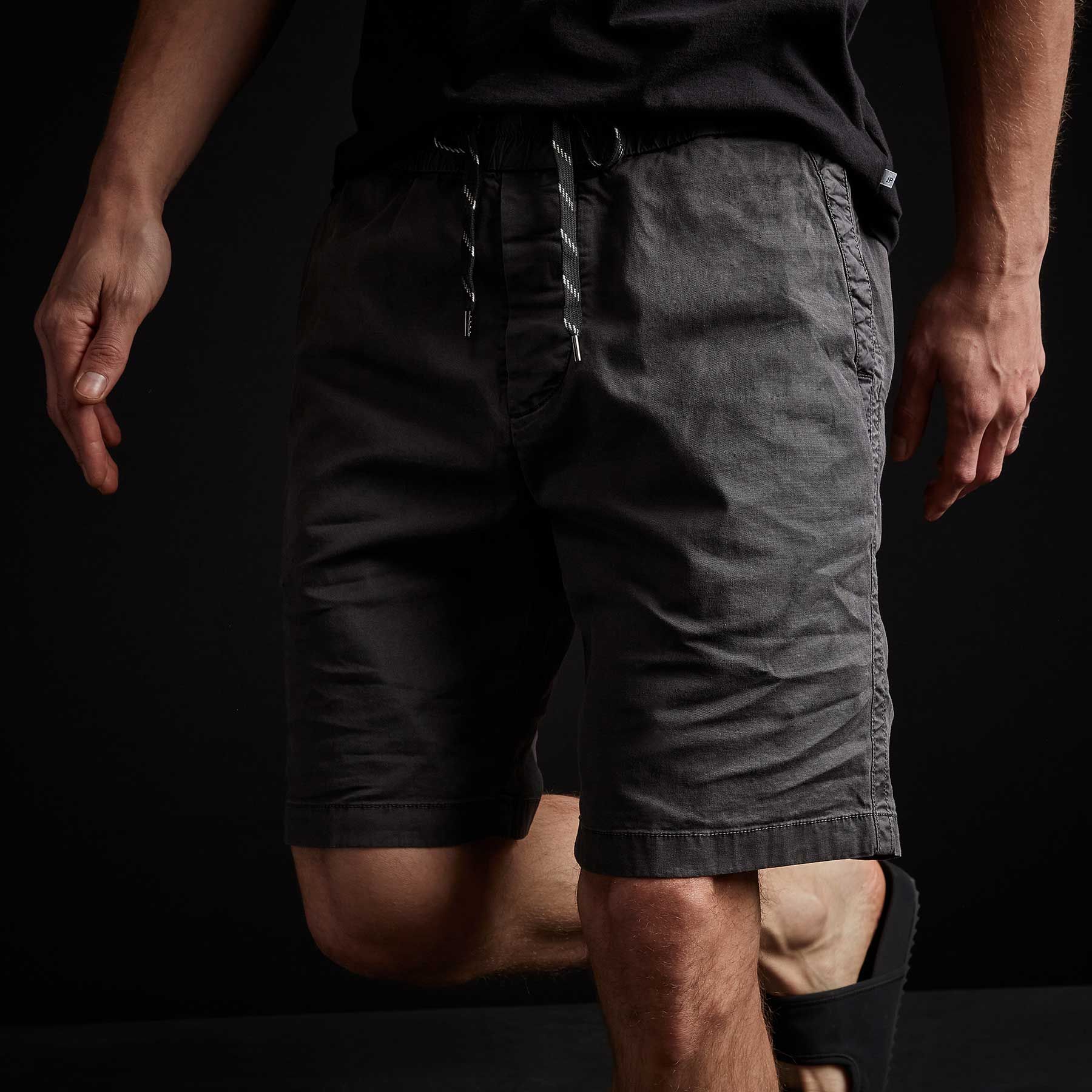 Stretch Canvas Work Short - Magma Pigment sold by James Perse