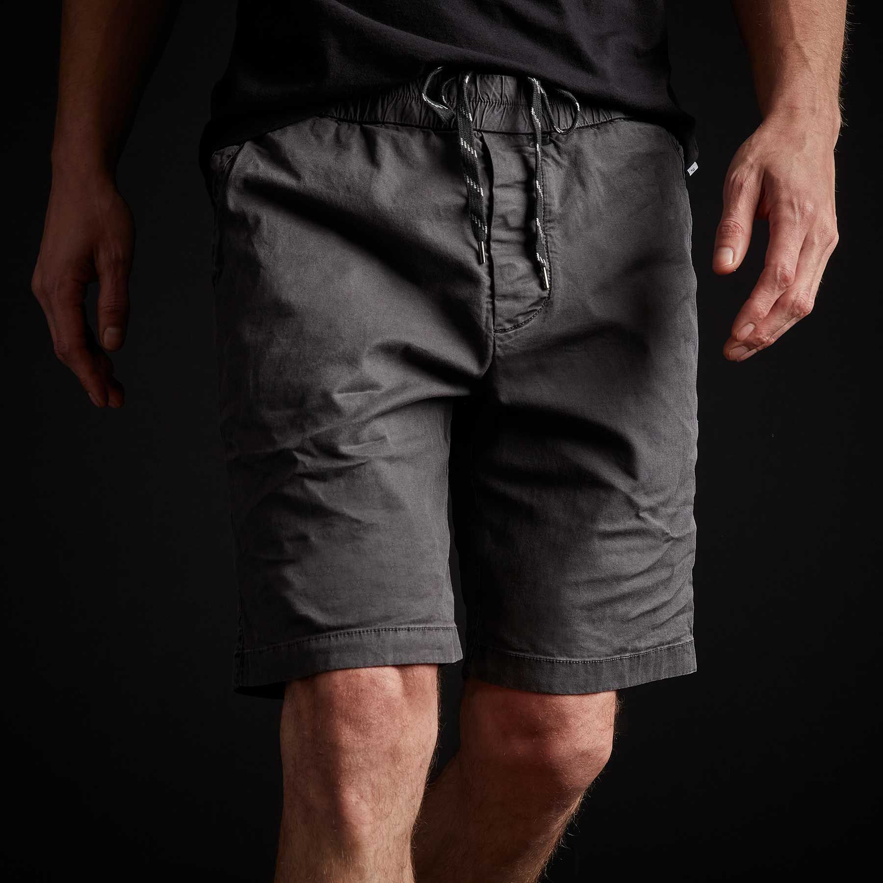 Stretch Canvas Work Short - Magma Pigment sold by James Perse product image thumbnail 2