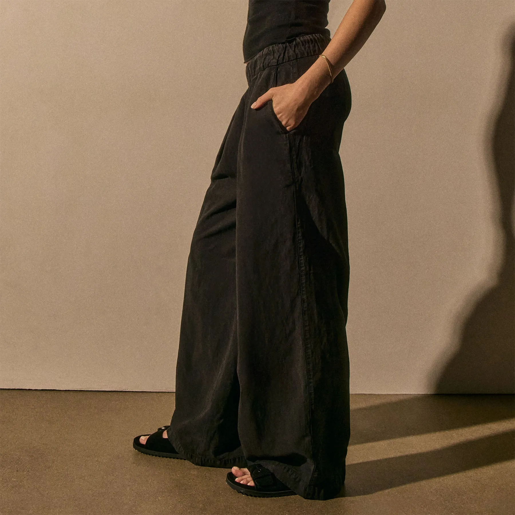 Soft Pleat Wide Leg Pant - Black sold by James Perse product image thumbnail 2