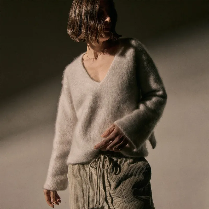Halo Brushed Cashmere V Neck - Pearl sold by James Perse