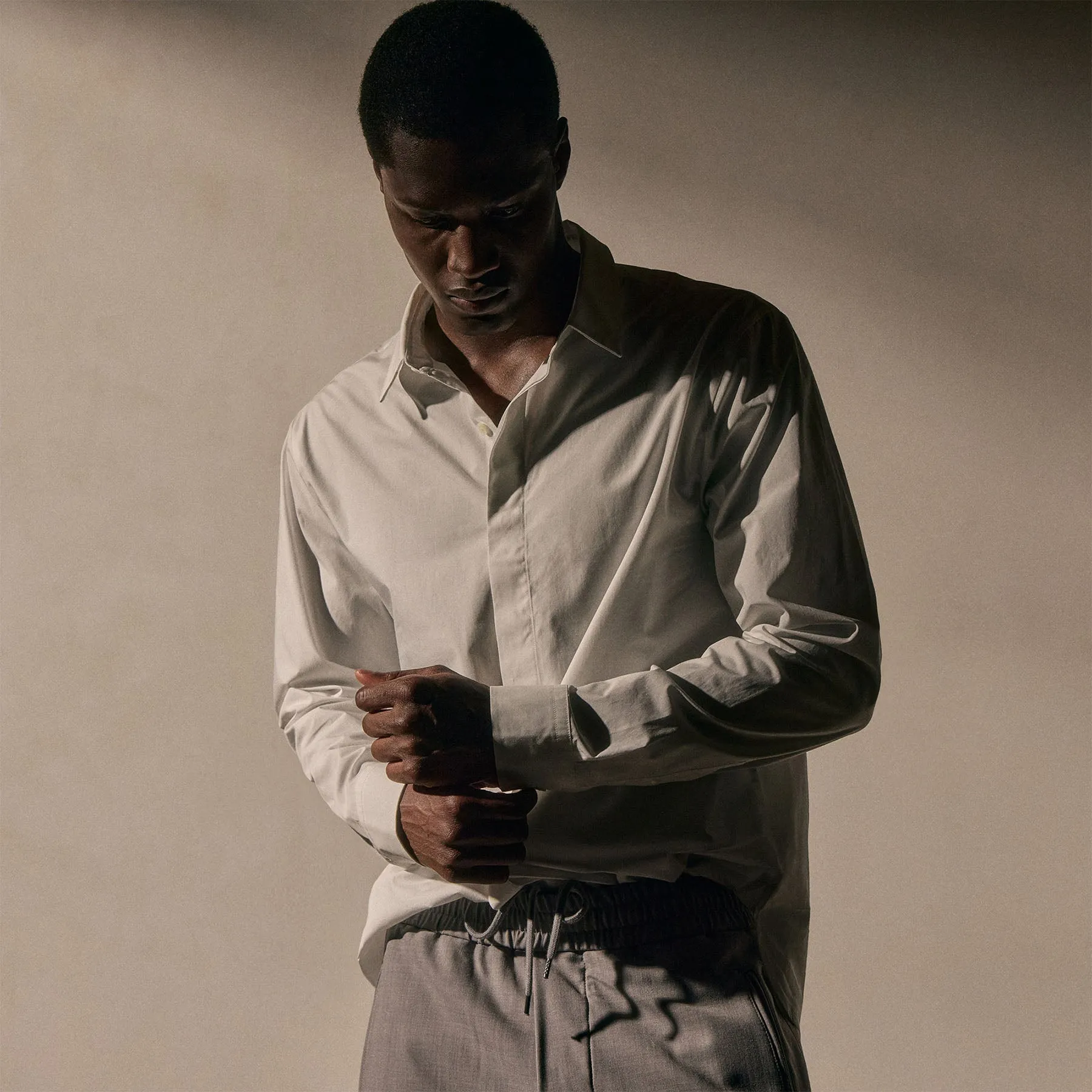 Supima Poplin Shirt - White sold by James Perse