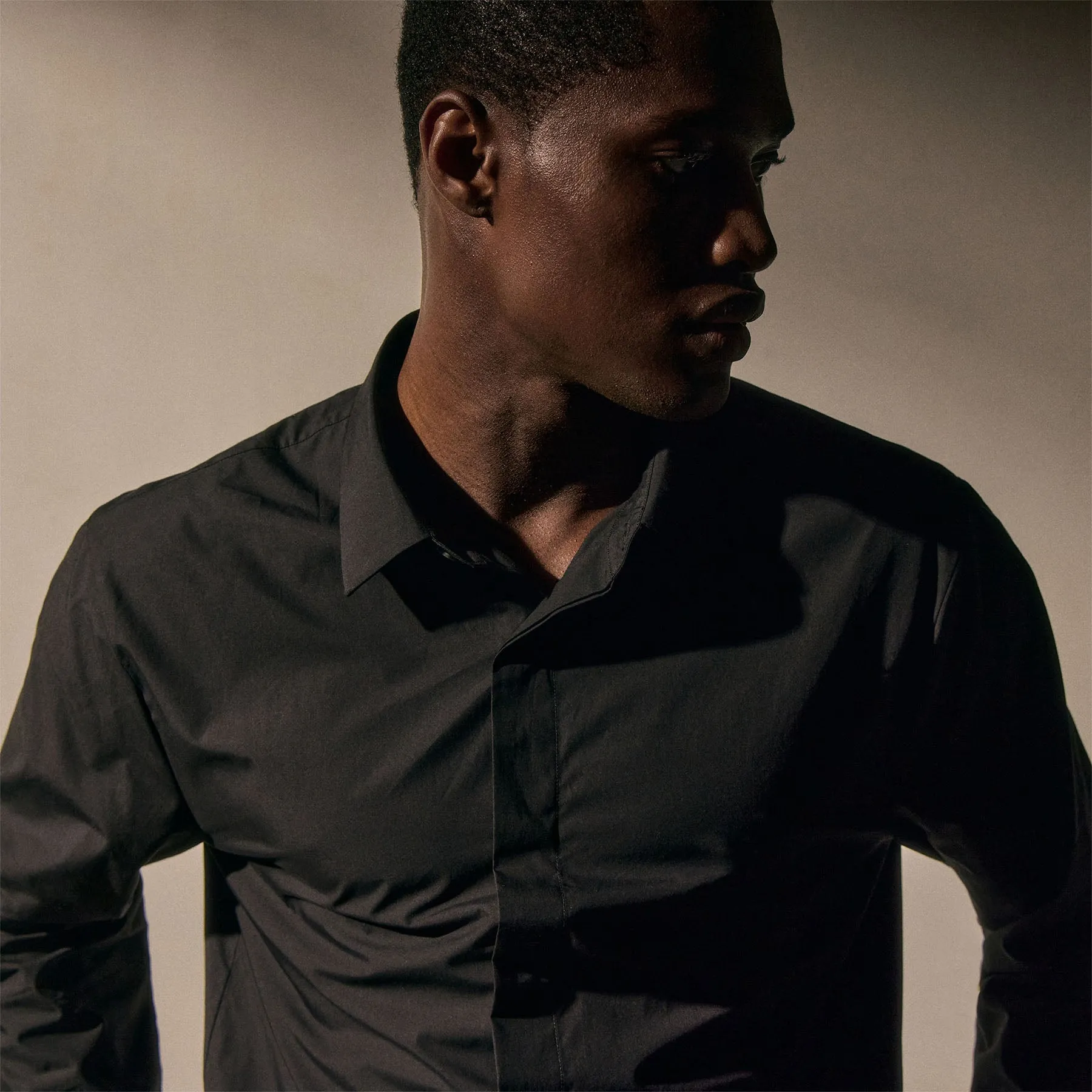Supima Poplin Shirt - Black sold by James Perse product image thumbnail 2