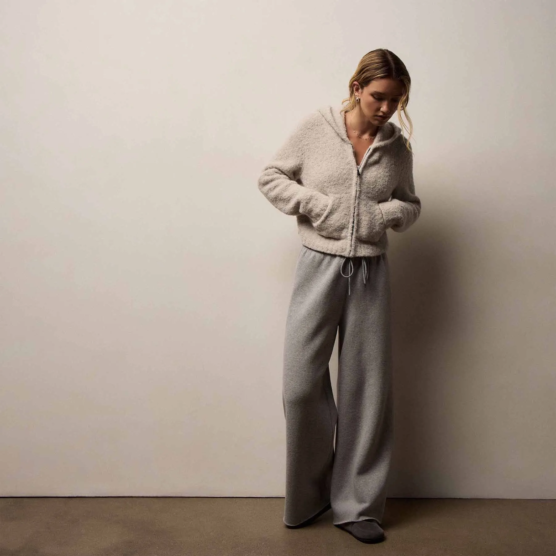 Cozy Wide Leg Sweat Pant - Heather Grey sold by James Perse